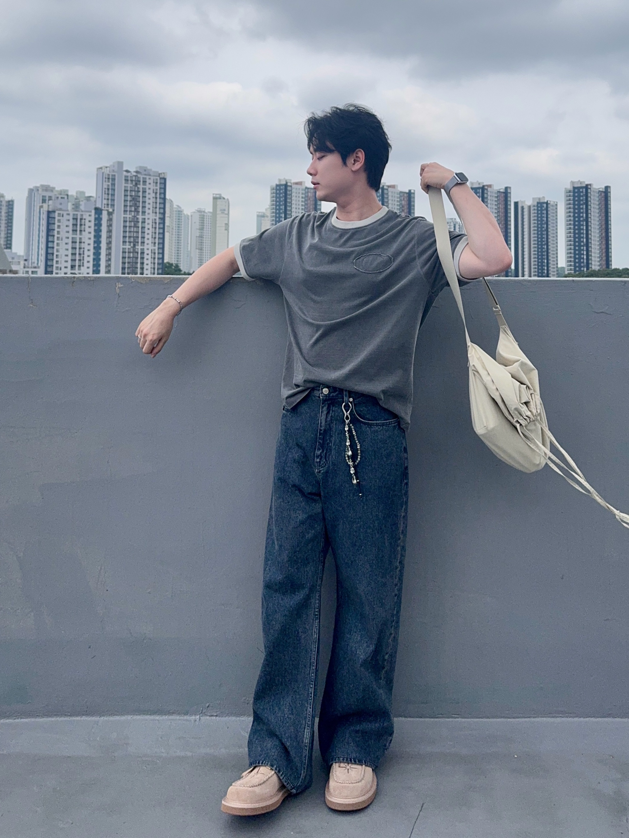 GU Real Leather Moccasin Shoes Beige 착용 스타일 - 1