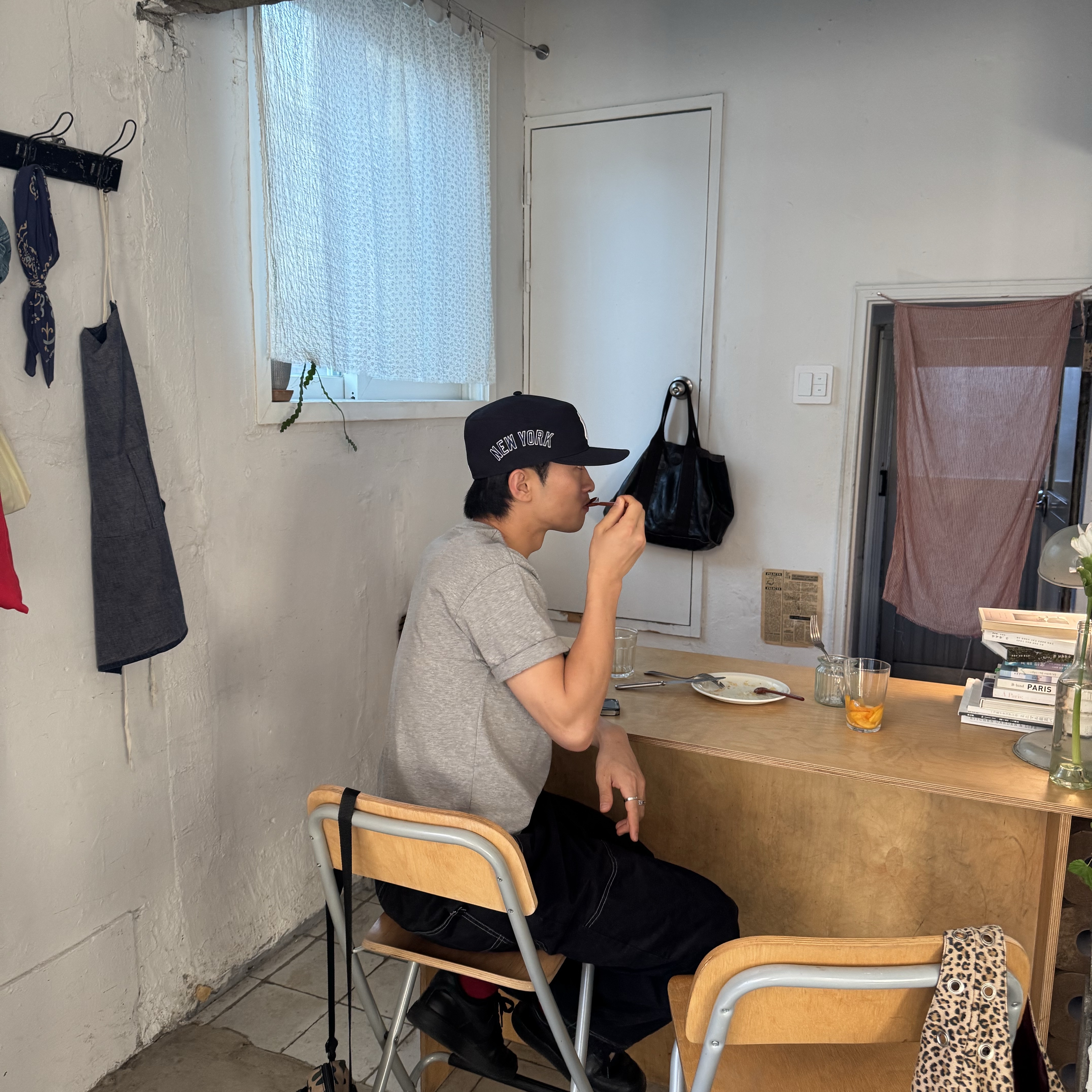 New Era MLB New York Yankees Pillbox Series Ball Cap Navy 착용 스타일