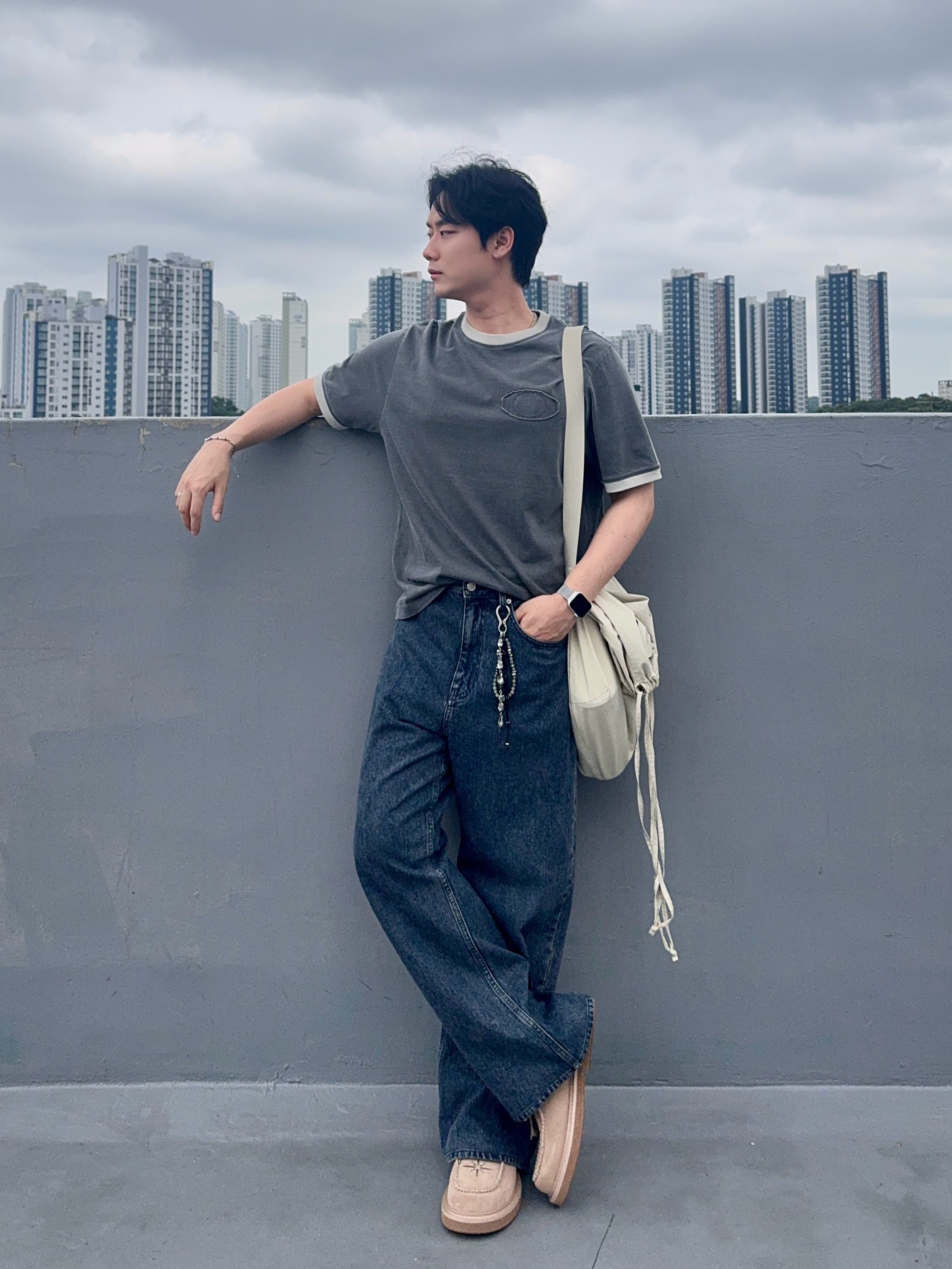 GU Real Leather Moccasin Shoes Beige 착용 스타일 - 3