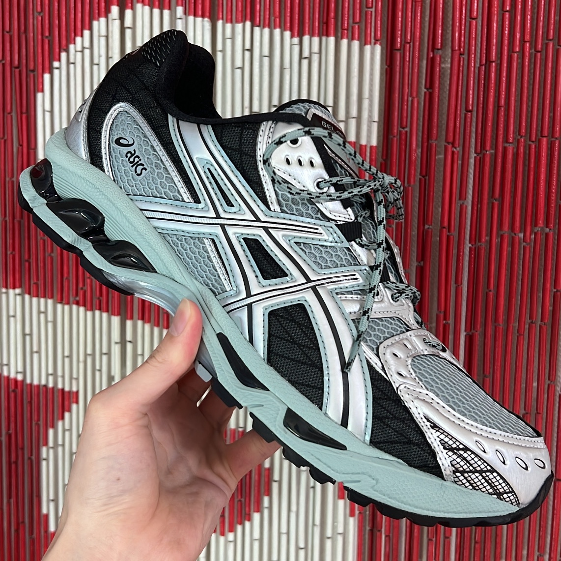 Asics Gel-Nimbus 10.1 Ocean Haze Pure Silver 착용 스타일