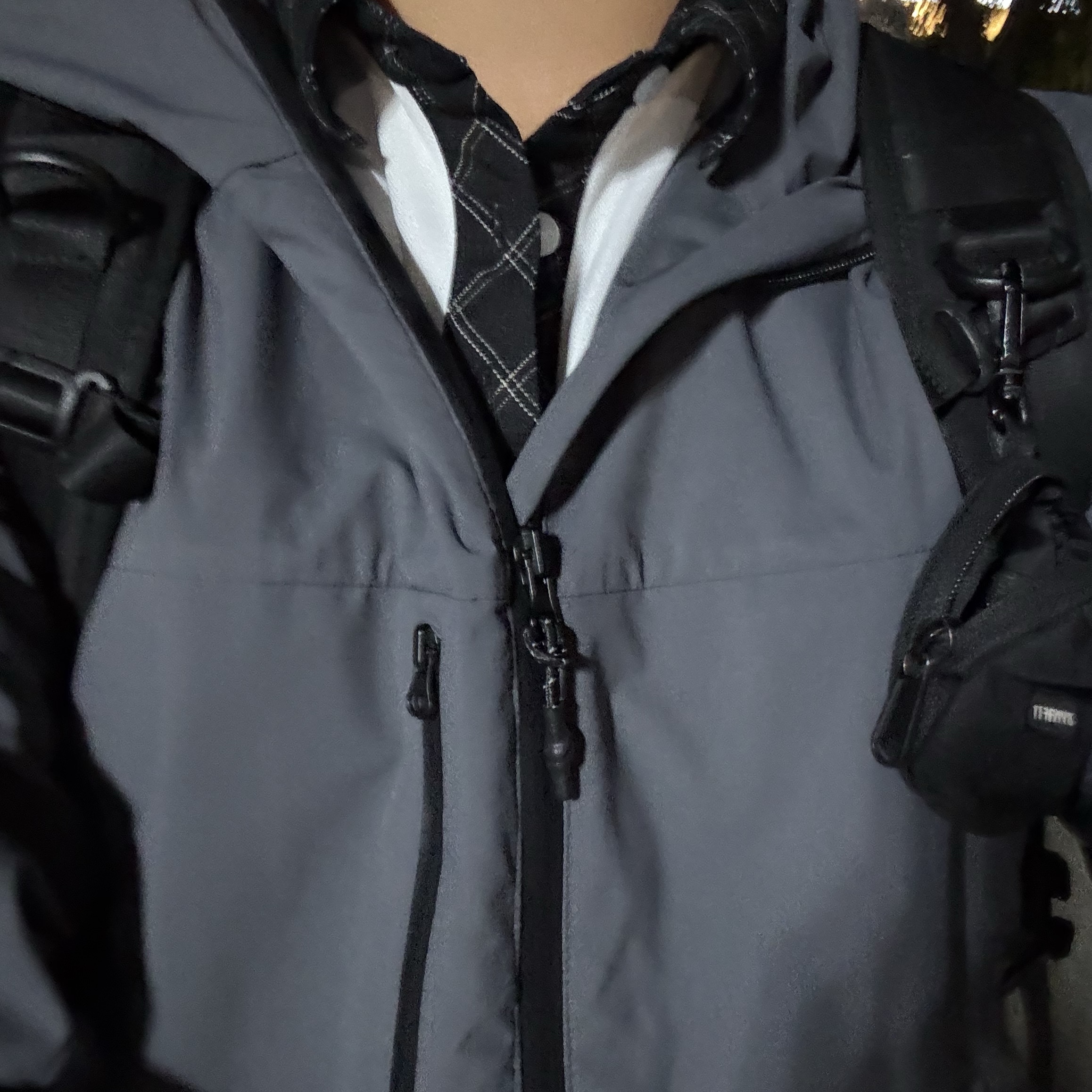 Honda PERTEX Wind Breaker_Gray 착용 스타일