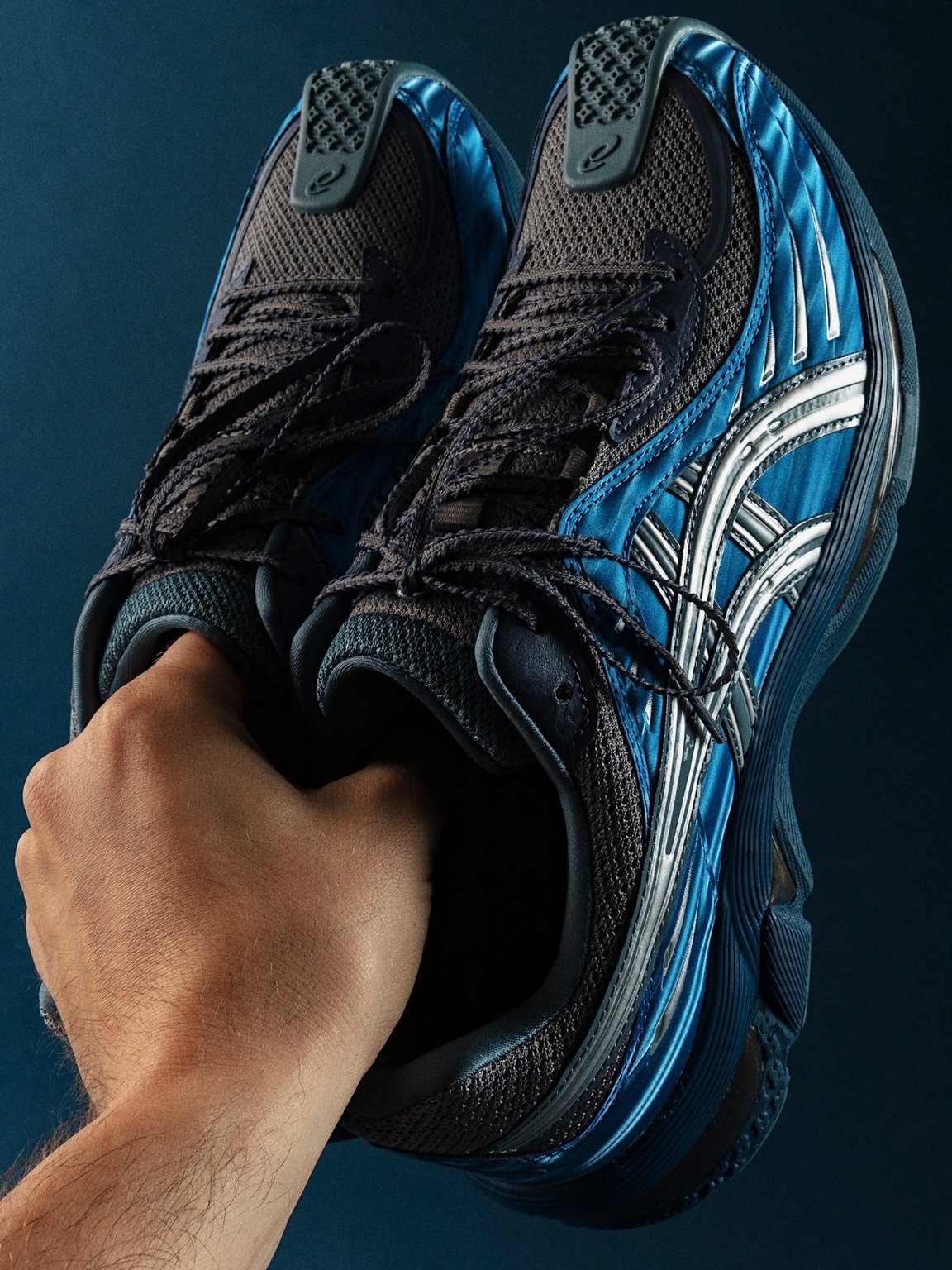(W) Asics x Kiko Kostadinov Gel-Flammae Blue Ironclad 착용 스타일
