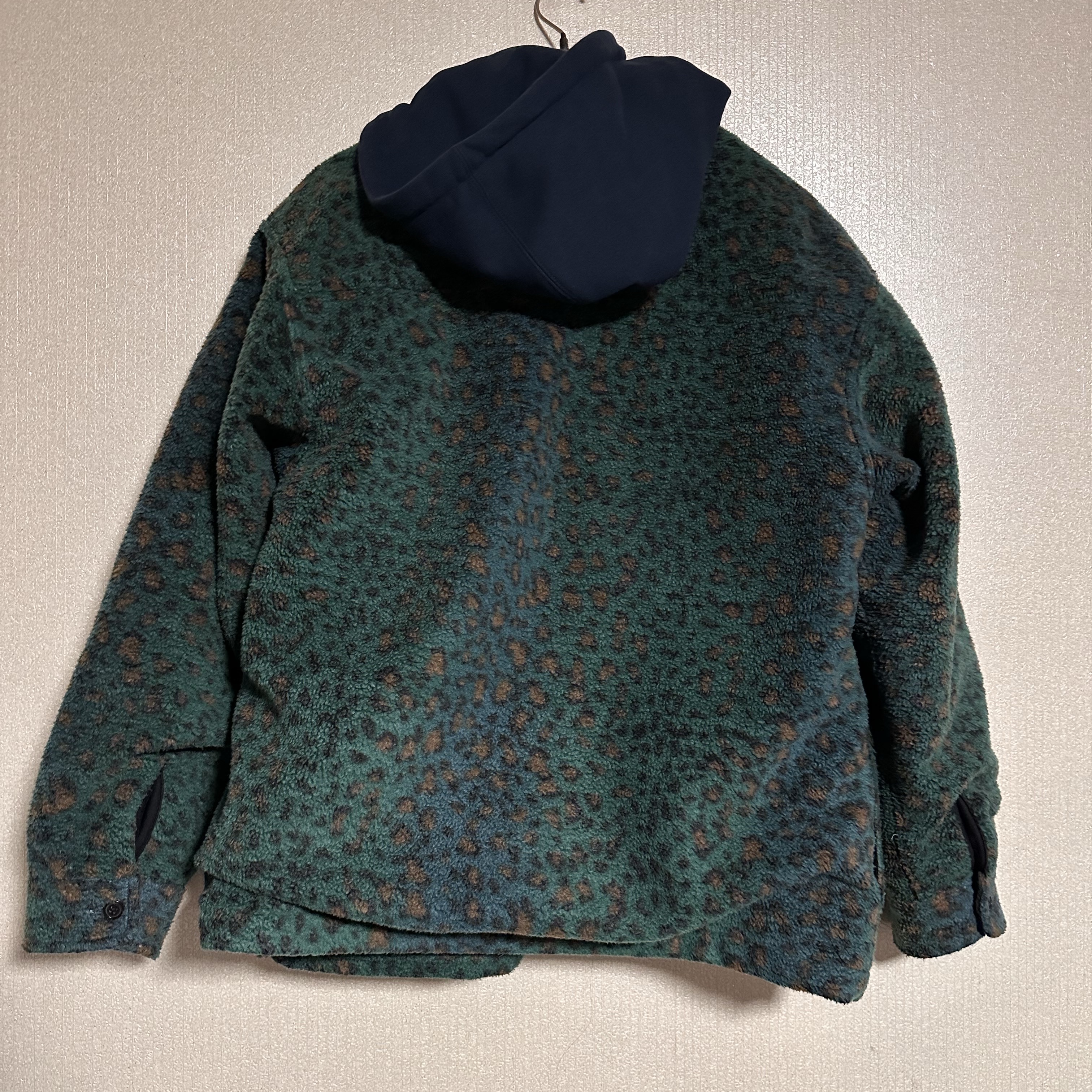 Supreme Fleece Zip Up Hooded Shirt Teal Leopard - 23FW 착용 스타일 - 1