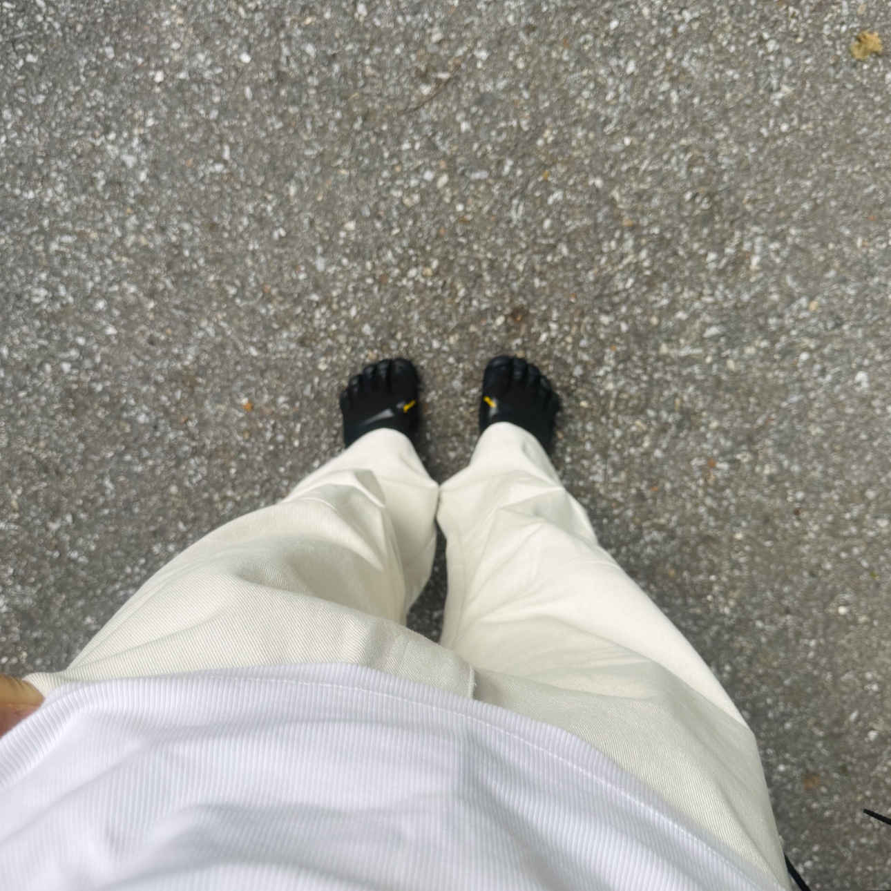 Vibram Fivefingers KSO Evo Black Black 착용 스타일 - 3