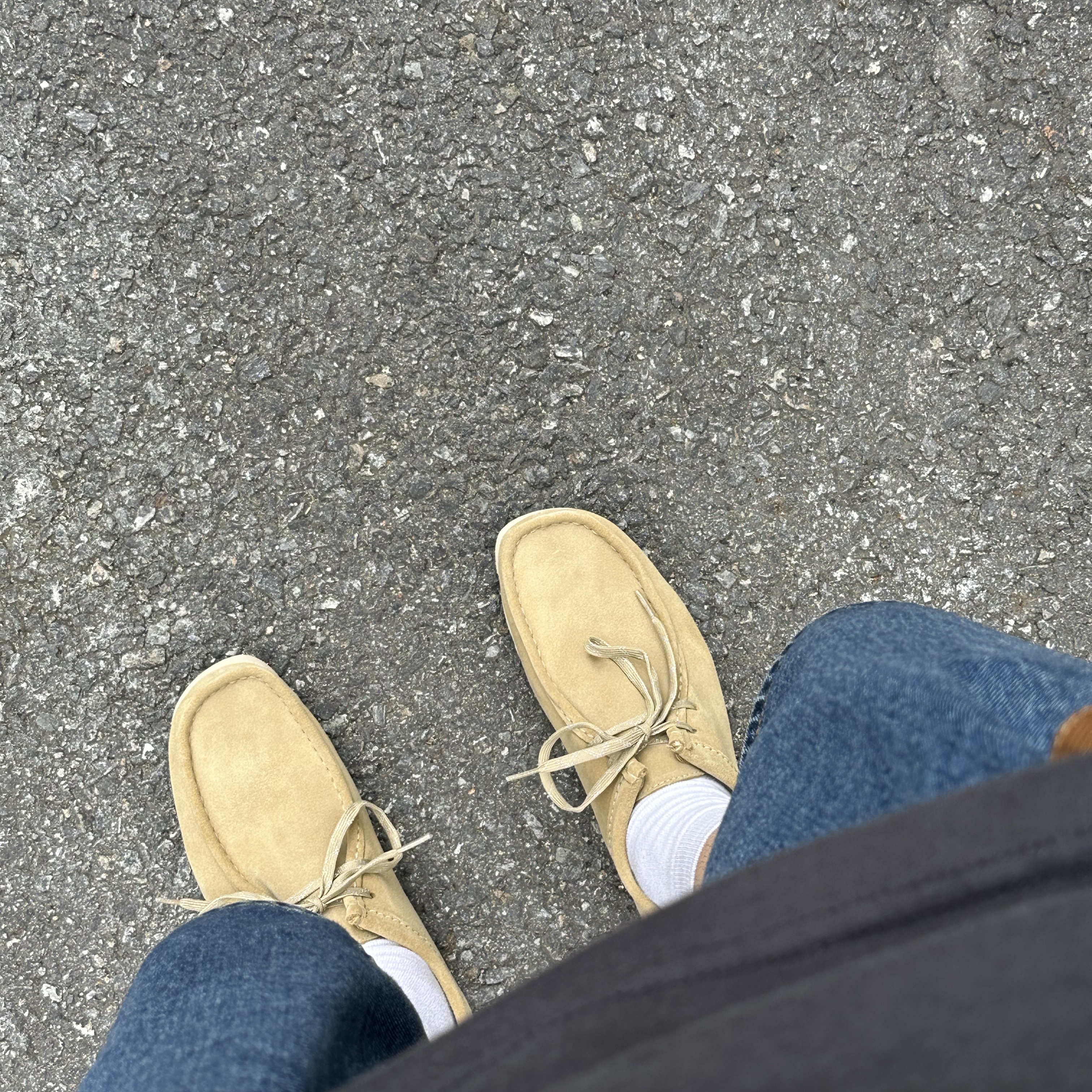 Clarks Wallabee GTX Maple Suede - 25FW 착용 스타일