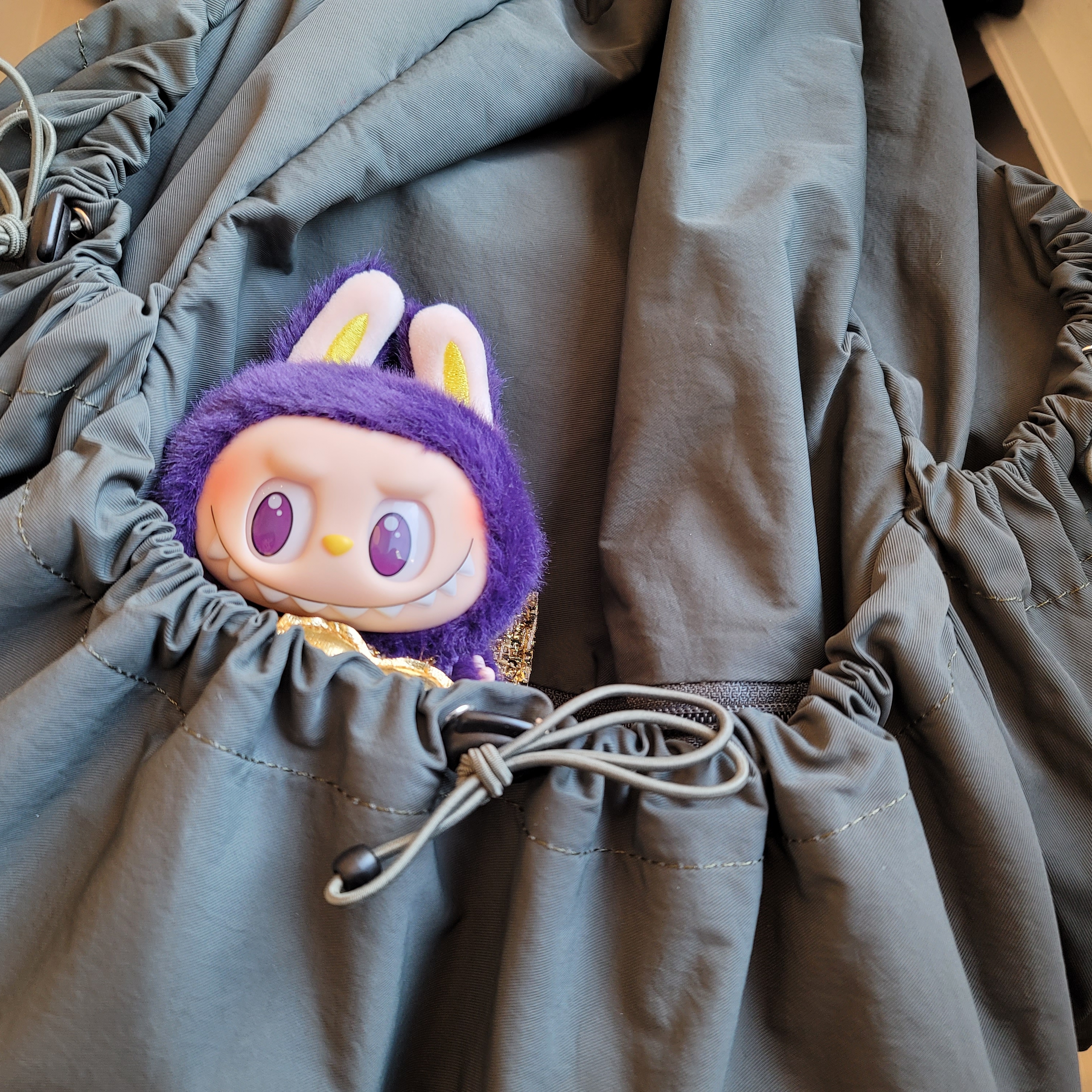 Pop Mart Labubu x Pronounce Lucky Fairy Toy Keyring 착용 스타일 - 3
