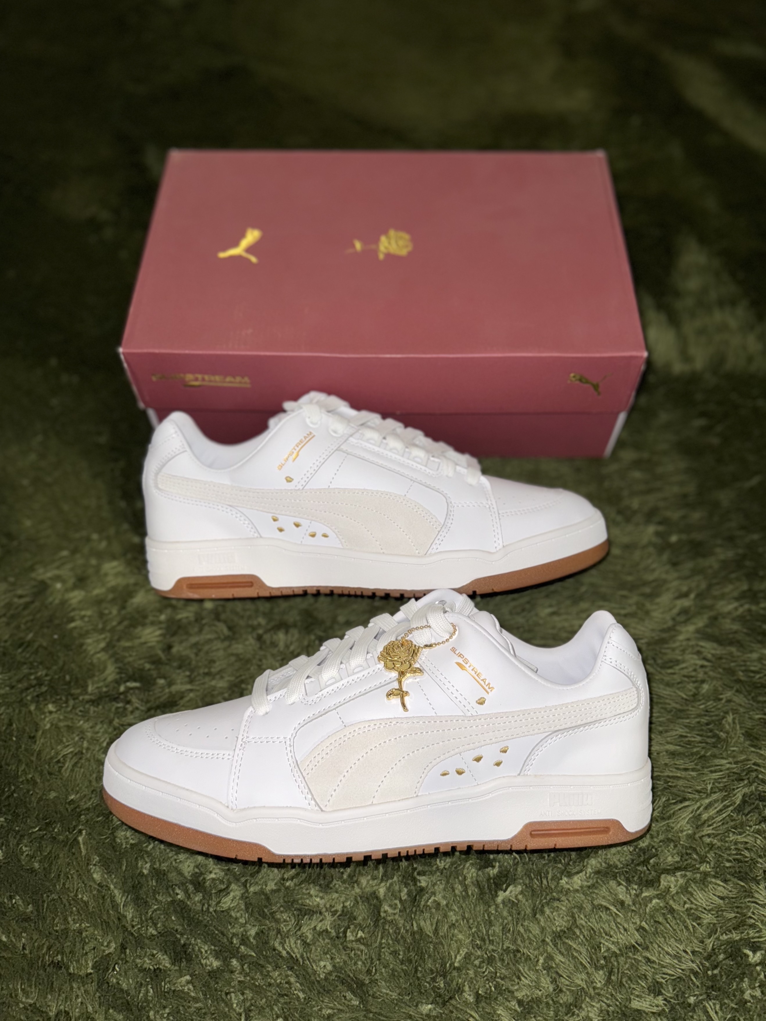 Puma Slipstream Low Beauty and the Beast White 착용 스타일 - 1