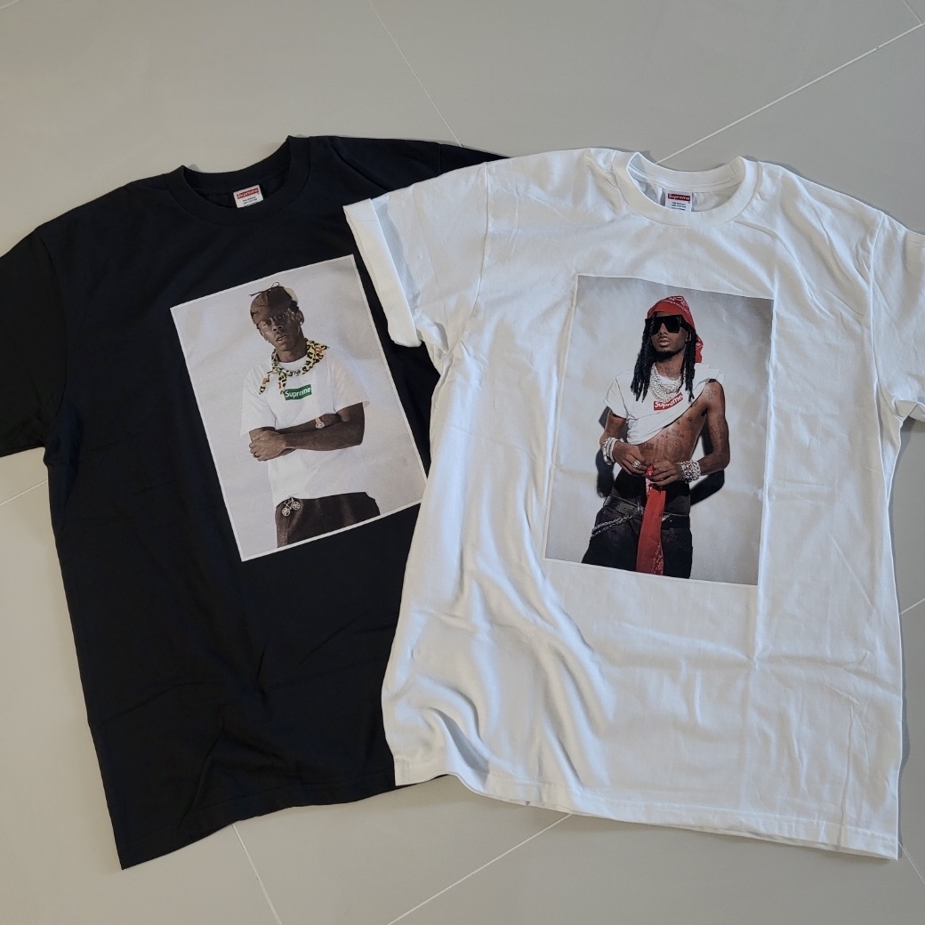 Supreme Tyler The Creator T-Shirt Black - 24FW, Supreme Playboi Carti T-Shirt White - 25FW 착용 스타일