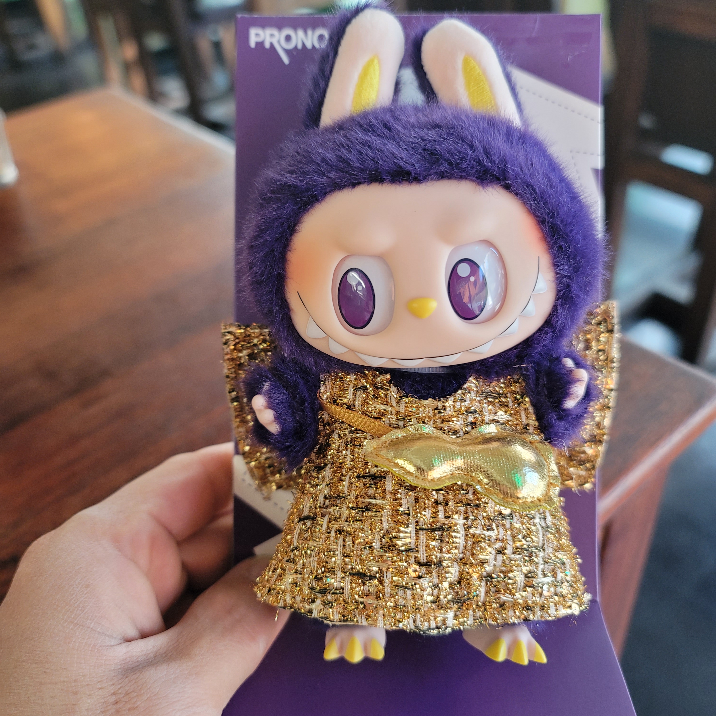 Pop Mart Labubu x Pronounce Lucky Fairy Toy Keyring 착용 스타일 - 1