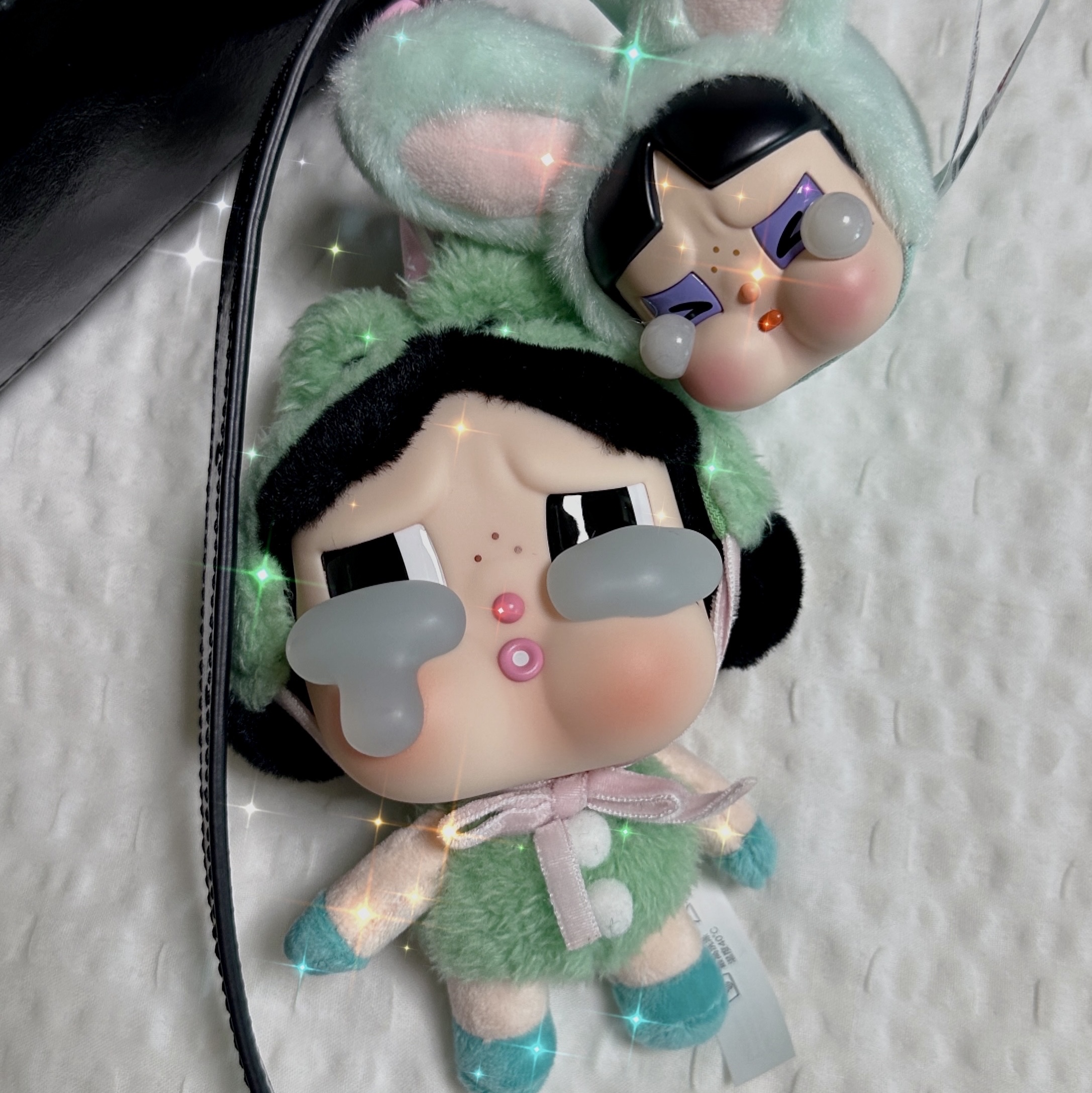 Pop Mart Crybaby Crying Again Series Plush Keyring Sealed Case (1 Blind Box), Pop Mart Crybaby x Powerpuff Girls Series Keyring Sealed Case (1 Blind Box) 착용 스타일