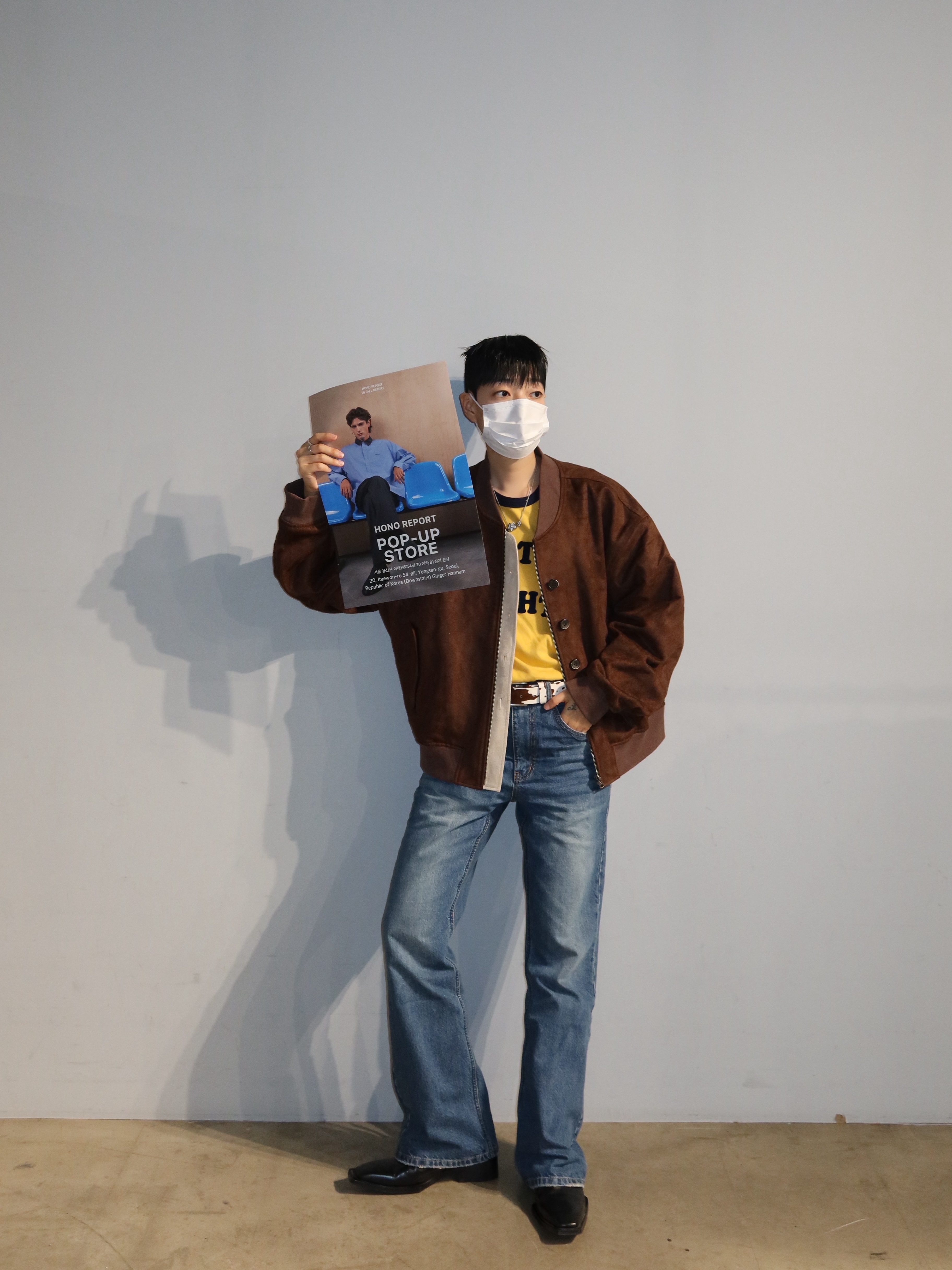 Hono Report 4 Button Bomber Jacket Dark Brown, Hono Report Bell Bottom Denim Pants Blue 착용 스타일 - 1