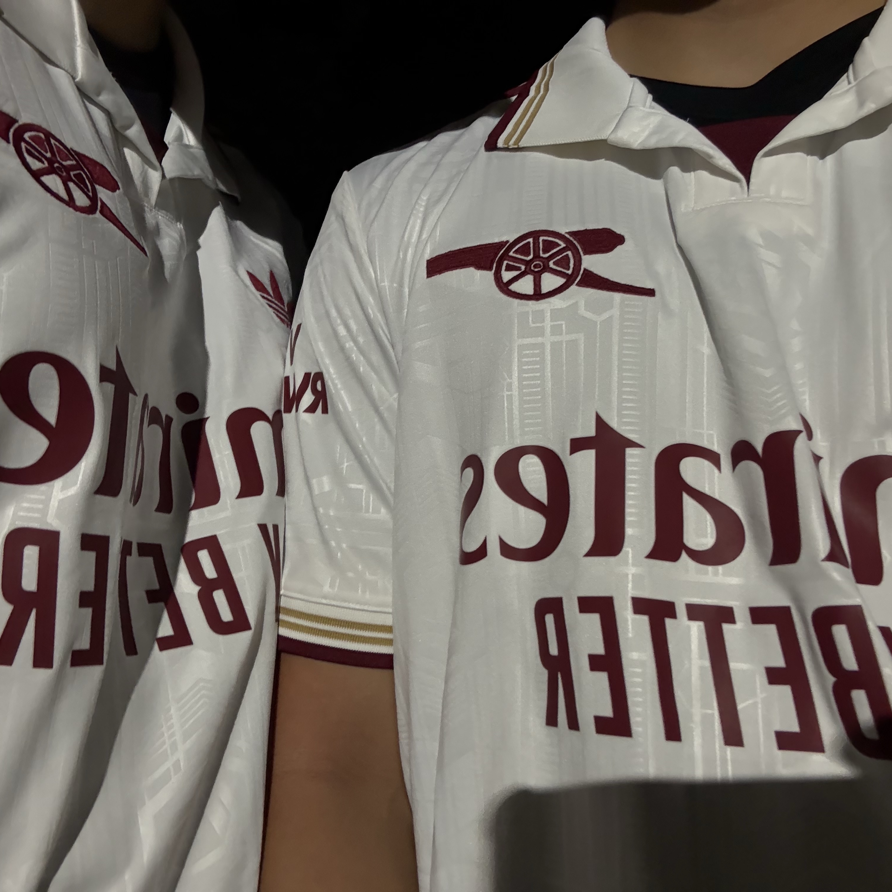 Adidas Arsenal 2025/26 3rd Jersey Cloud White Team Coll Burgundy 2 - KR Sizing (Non Marking Ver.) 착용 스타일