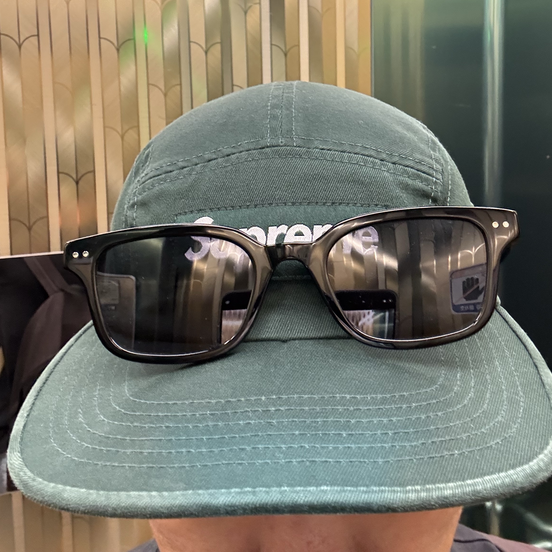 Supreme Washed Chino Twill Camp Cap Pine - 25FW, PROJEKT PRODUKT CL8 C1 Sunglasses 착용 스타일