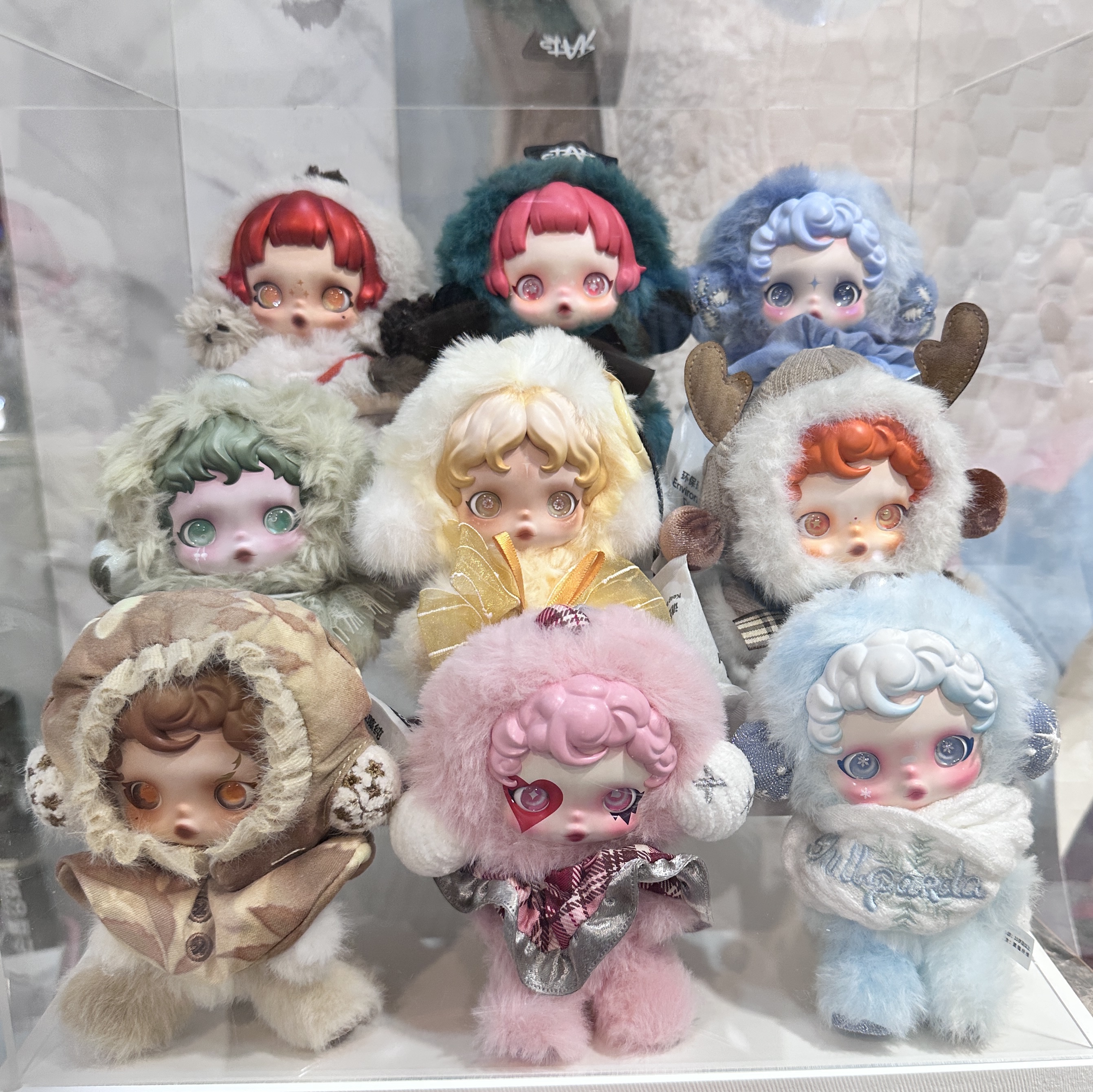 Pop Mart Skullpanda L’Impressionnisme Series Plush Doll Teakwood (Opened Case), Pop Mart Skullpanda L’Impressionnisme Series Plush Doll Mist (Opened Case) 착용 스타일 - 10