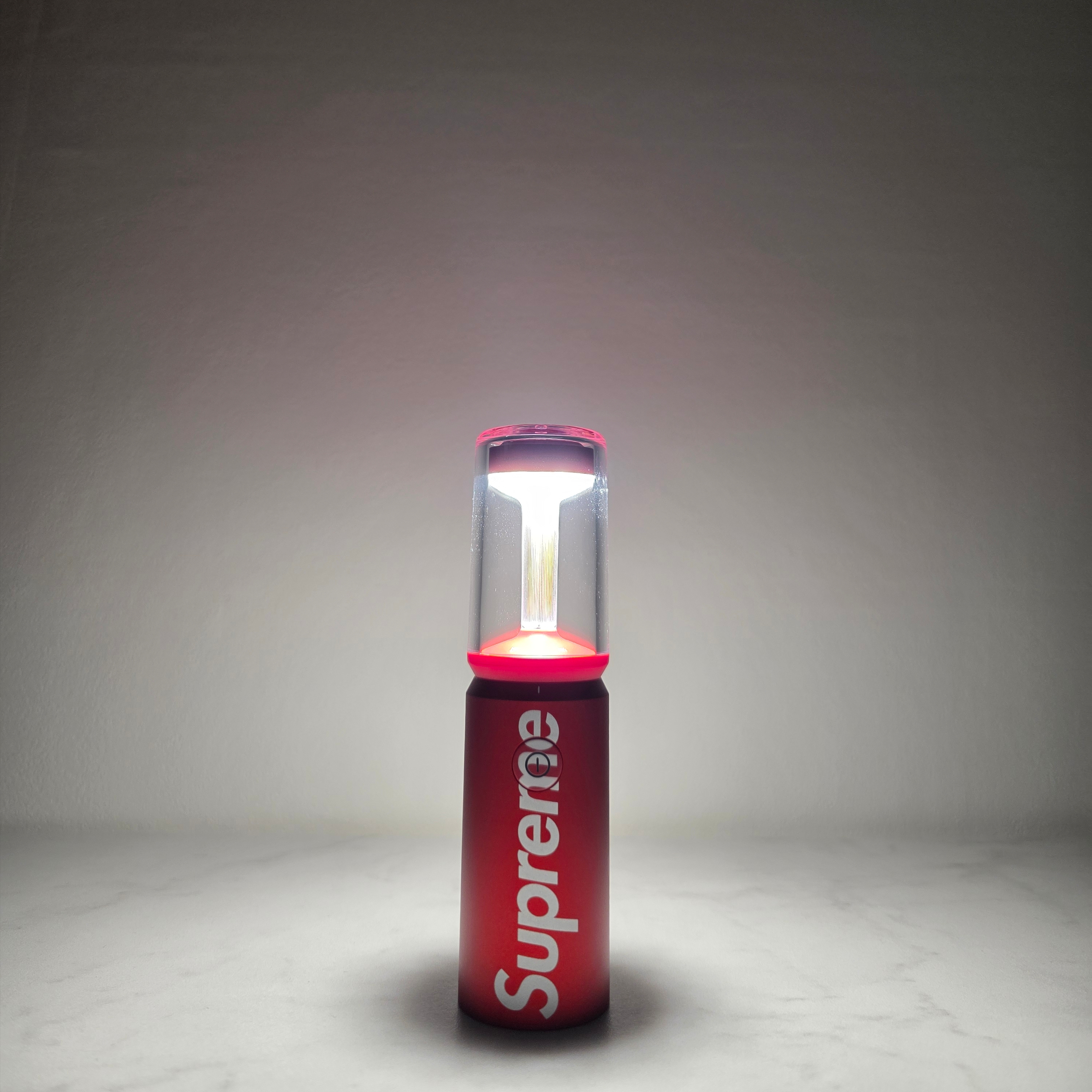 Supreme x Hoto Camp Light Red - 25FW (Korean Ver.) 착용 스타일 - 1