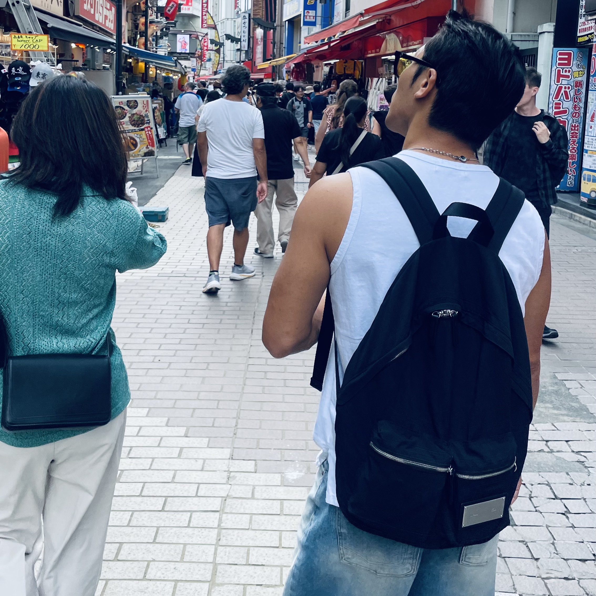 Matin Kim Cargo All Day Backpack Black 착용 스타일