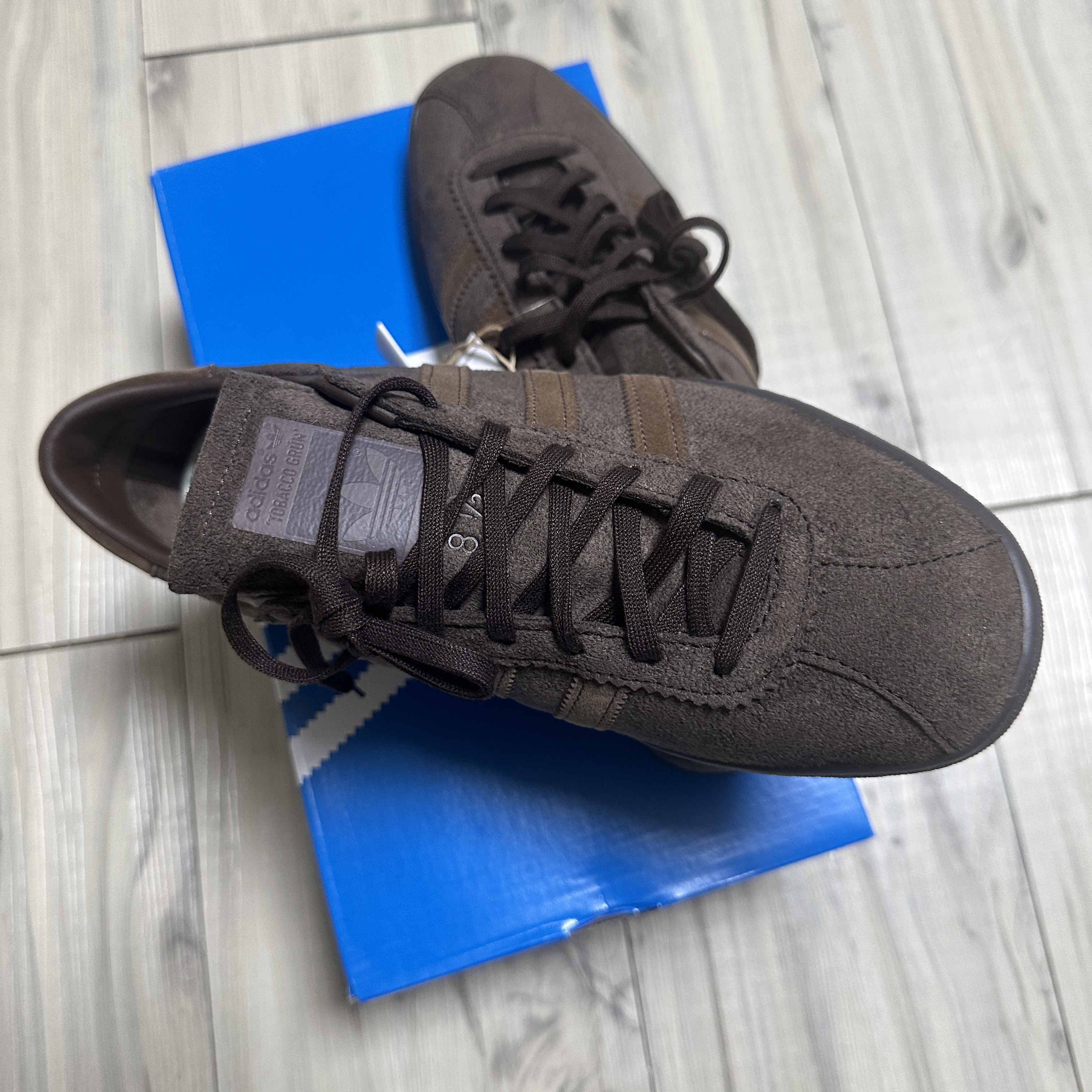 Adidas Tobacco Gruen Dark Brown 착용 스타일 - 2