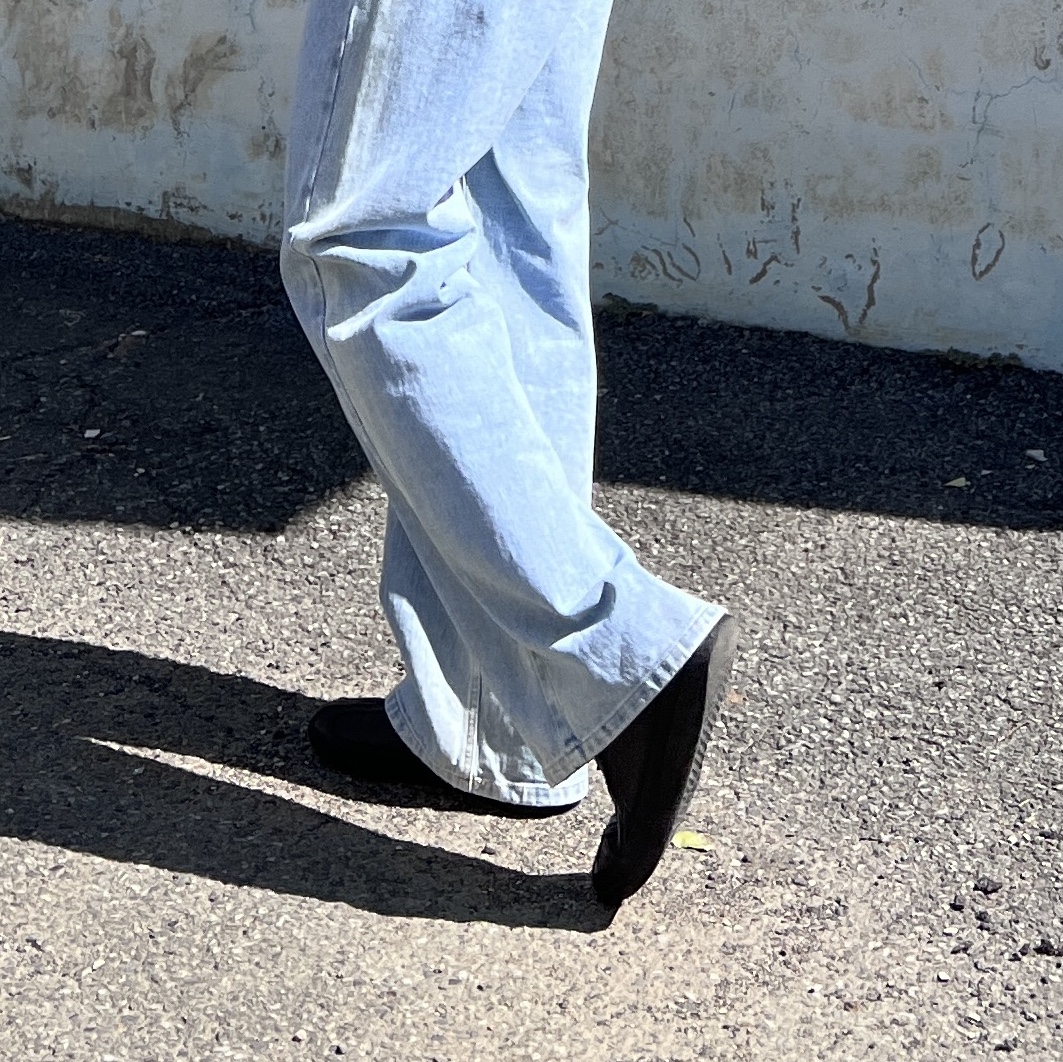 GU Real Leather Moccasin Shoes Black 착용 스타일