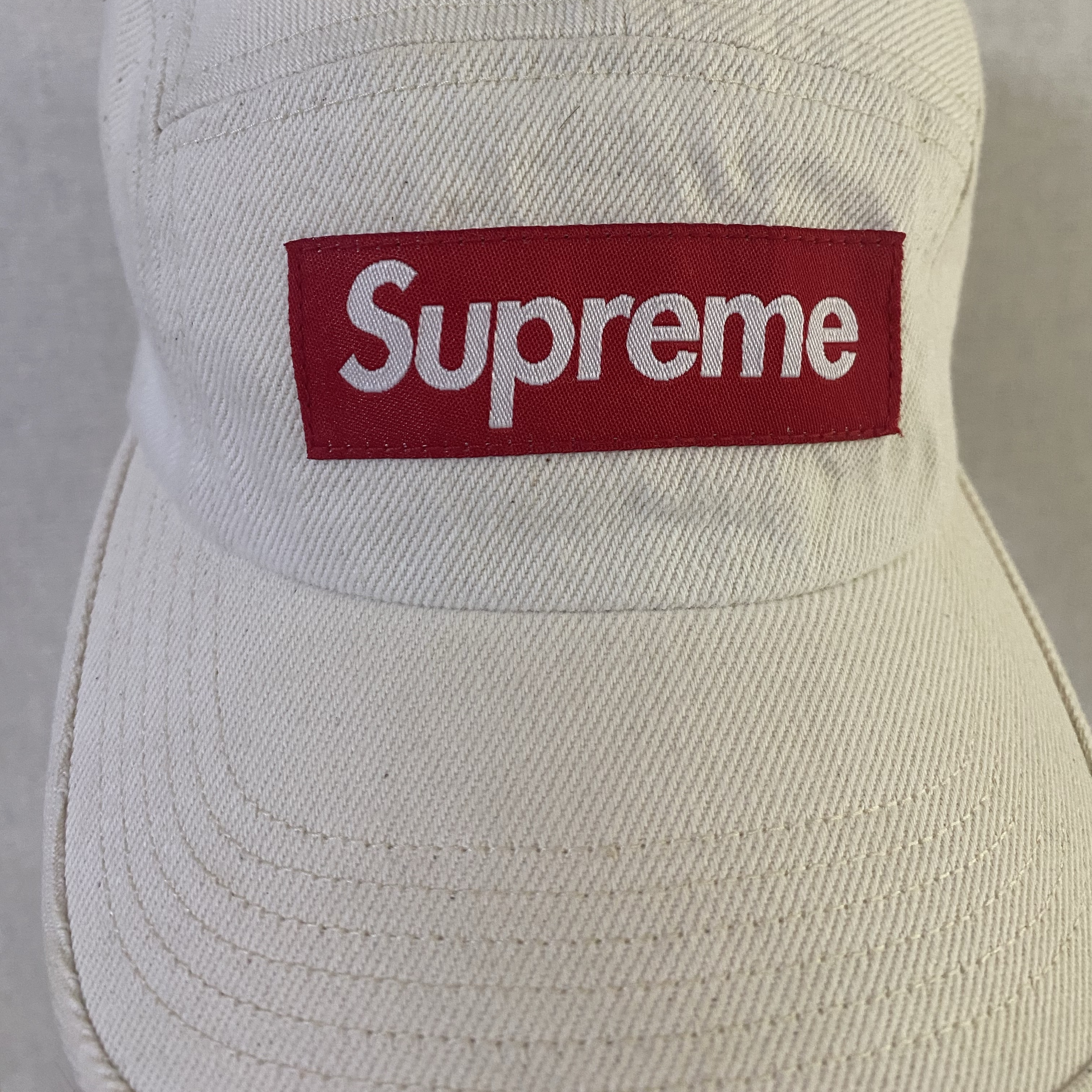 Supreme Denim Camp Cap Natural - 23SS 착용 스타일