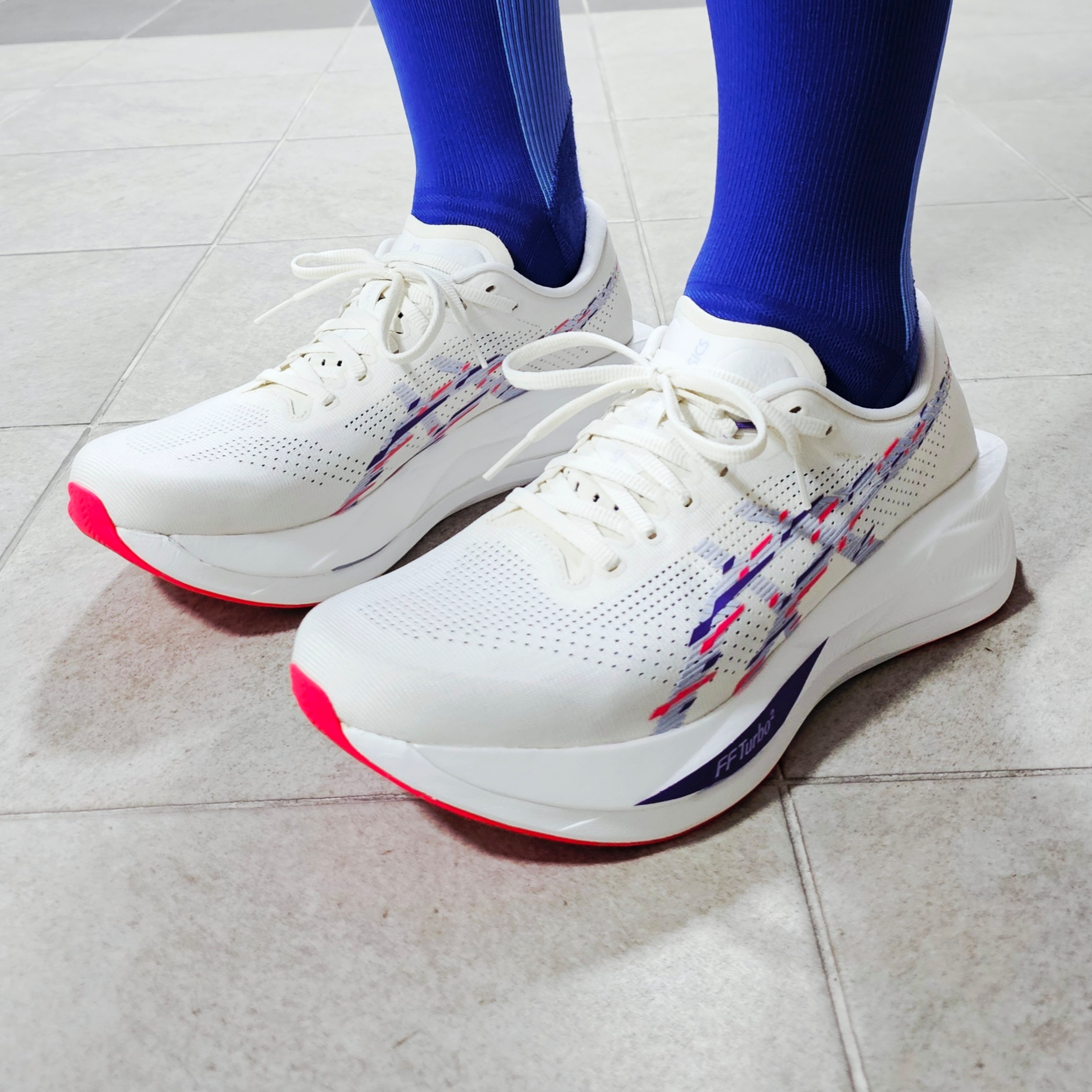 Asics Sonicblast Cream Blue Fade 착용 스타일