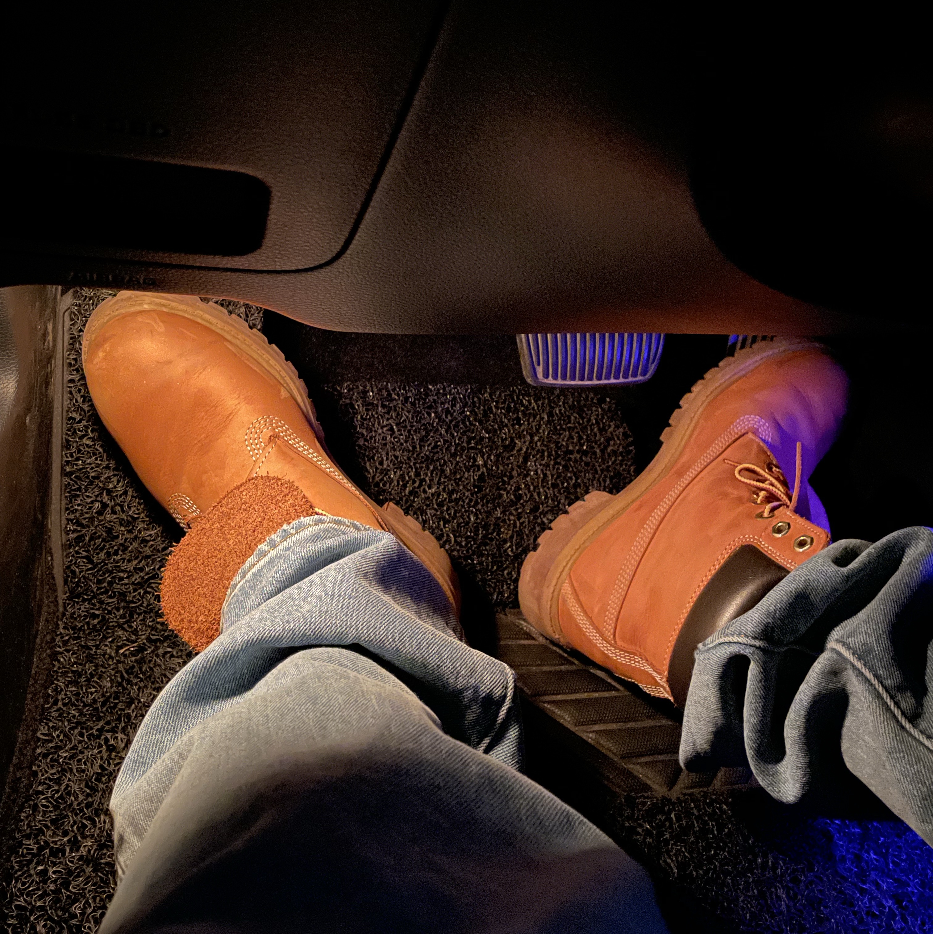 Timberland Premium 6 inch Waterproof Boot Wheat Nubuck - Medium 착용 스타일