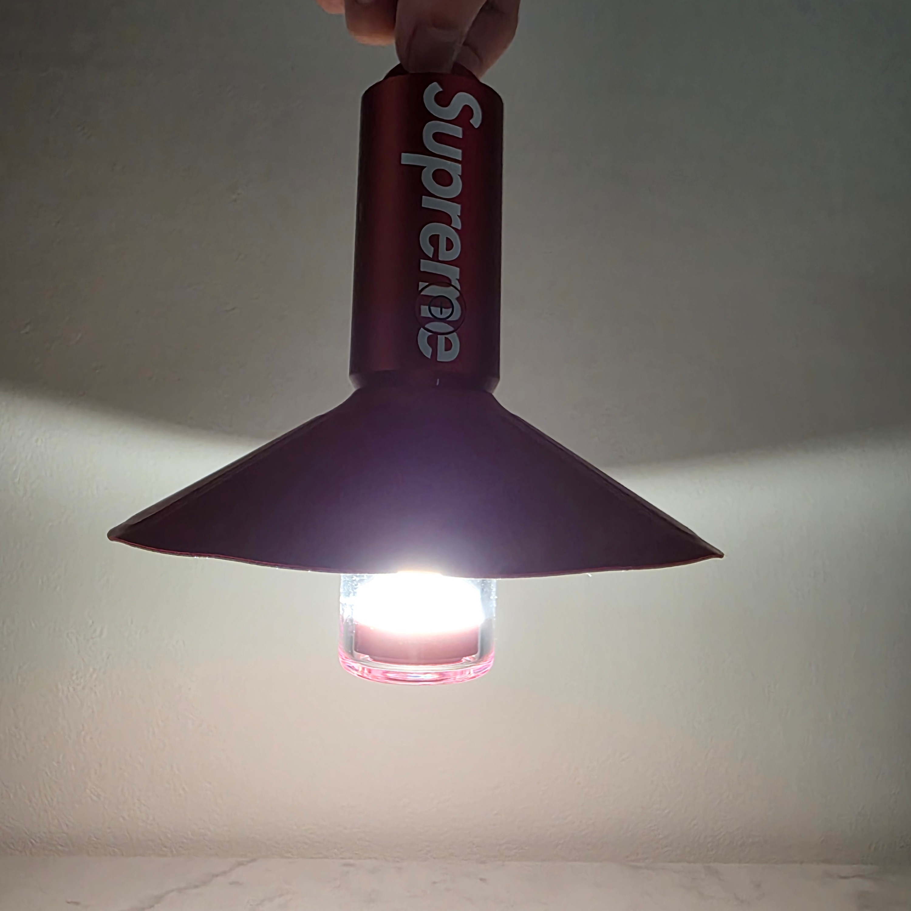 Supreme x Hoto Camp Light Red - 25FW (Korean Ver.) 착용 스타일 - 3