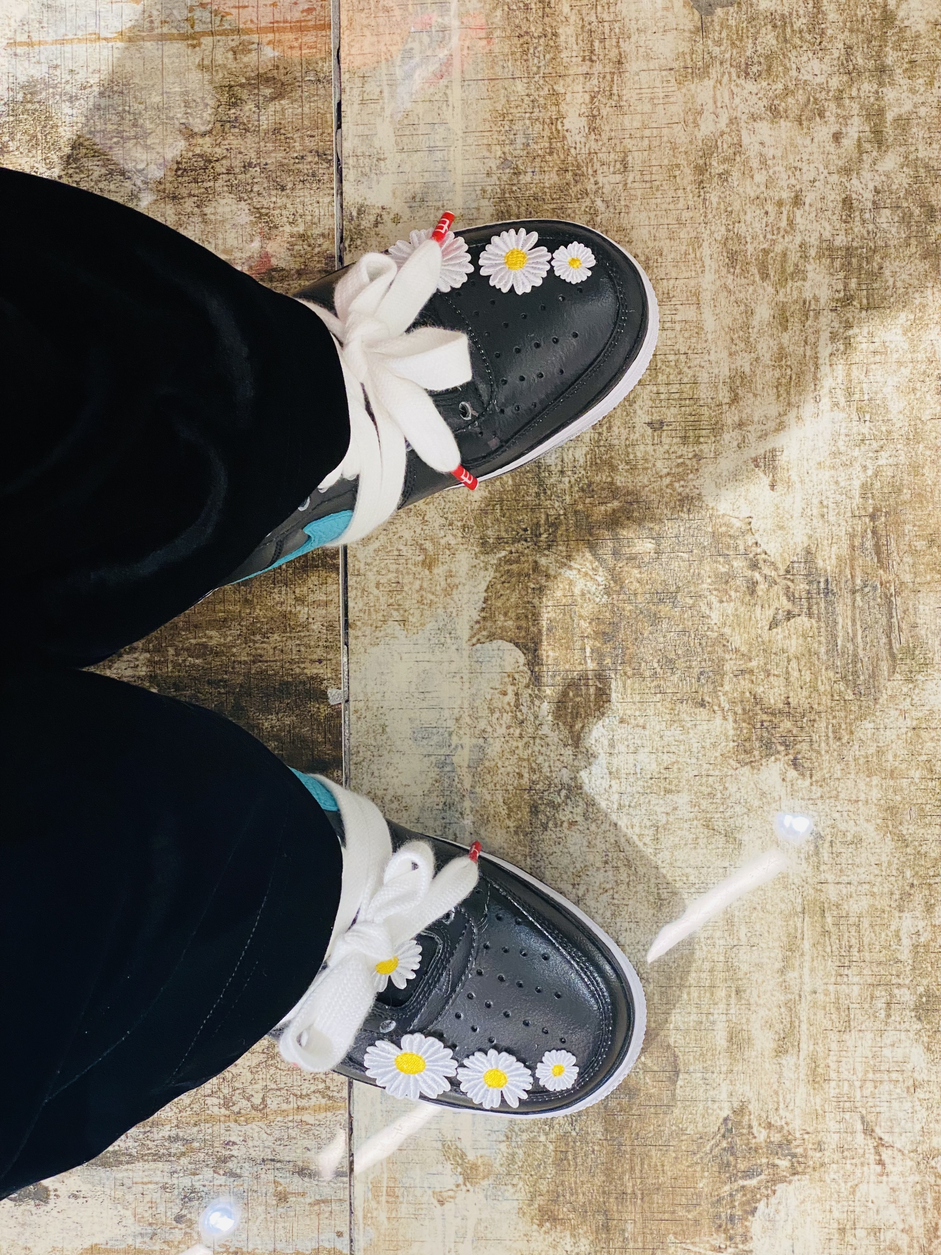 Peaceminusone Phone Pop Up Grip #2 Black, Nike x Peaceminusone Air Force 1 Low Para-Noise 3.0 Black and Multicolor 착용 스타일 - 2