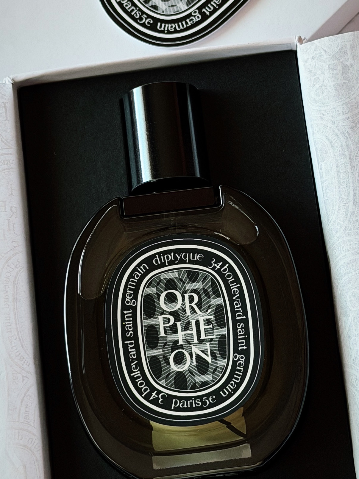 Diptyque Orpheon Eau De Parfum 75ml 착용 스타일