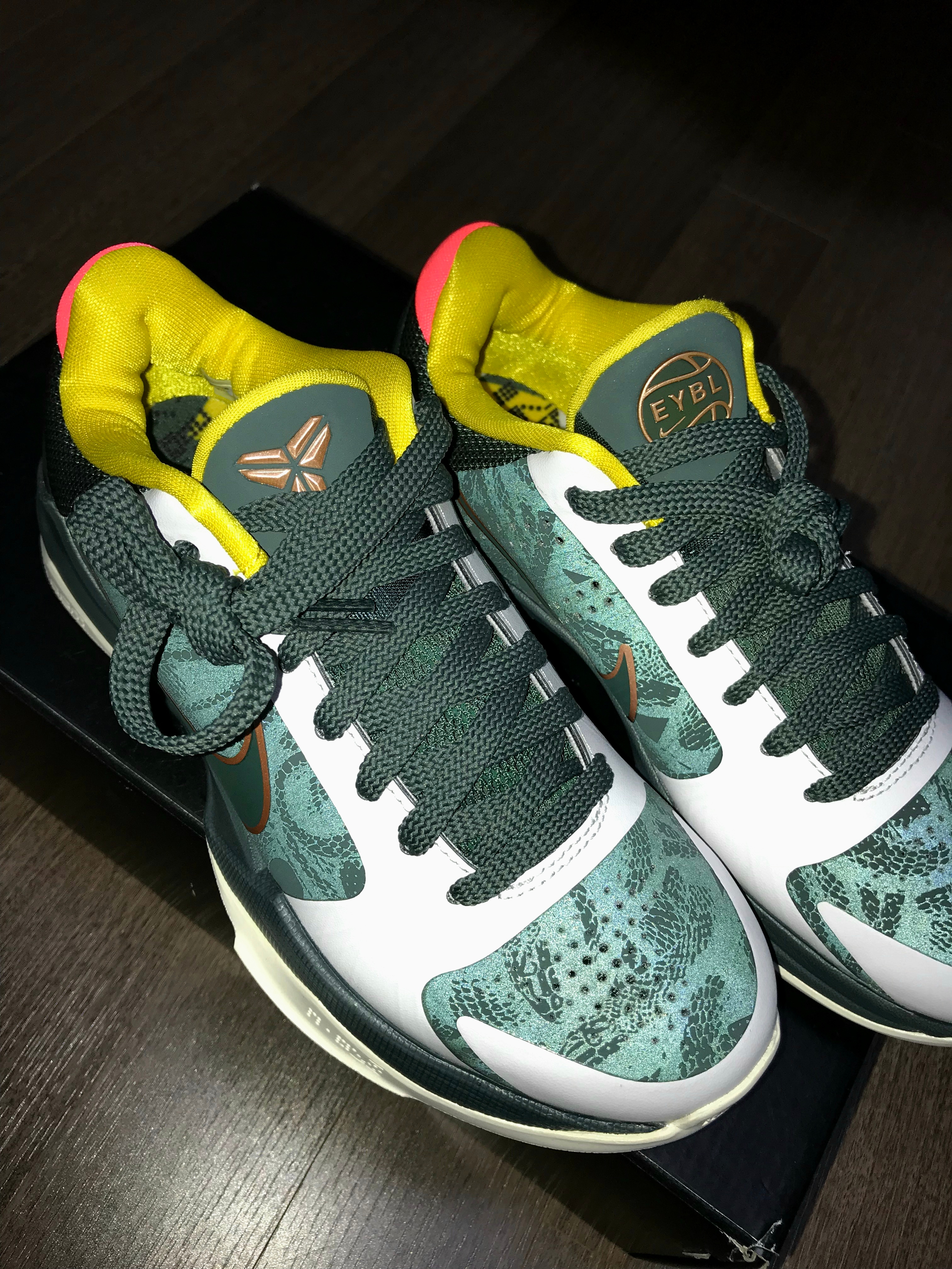 Nike Kobe 5 Protro EYBL Forest Green 착용 스타일 - 6