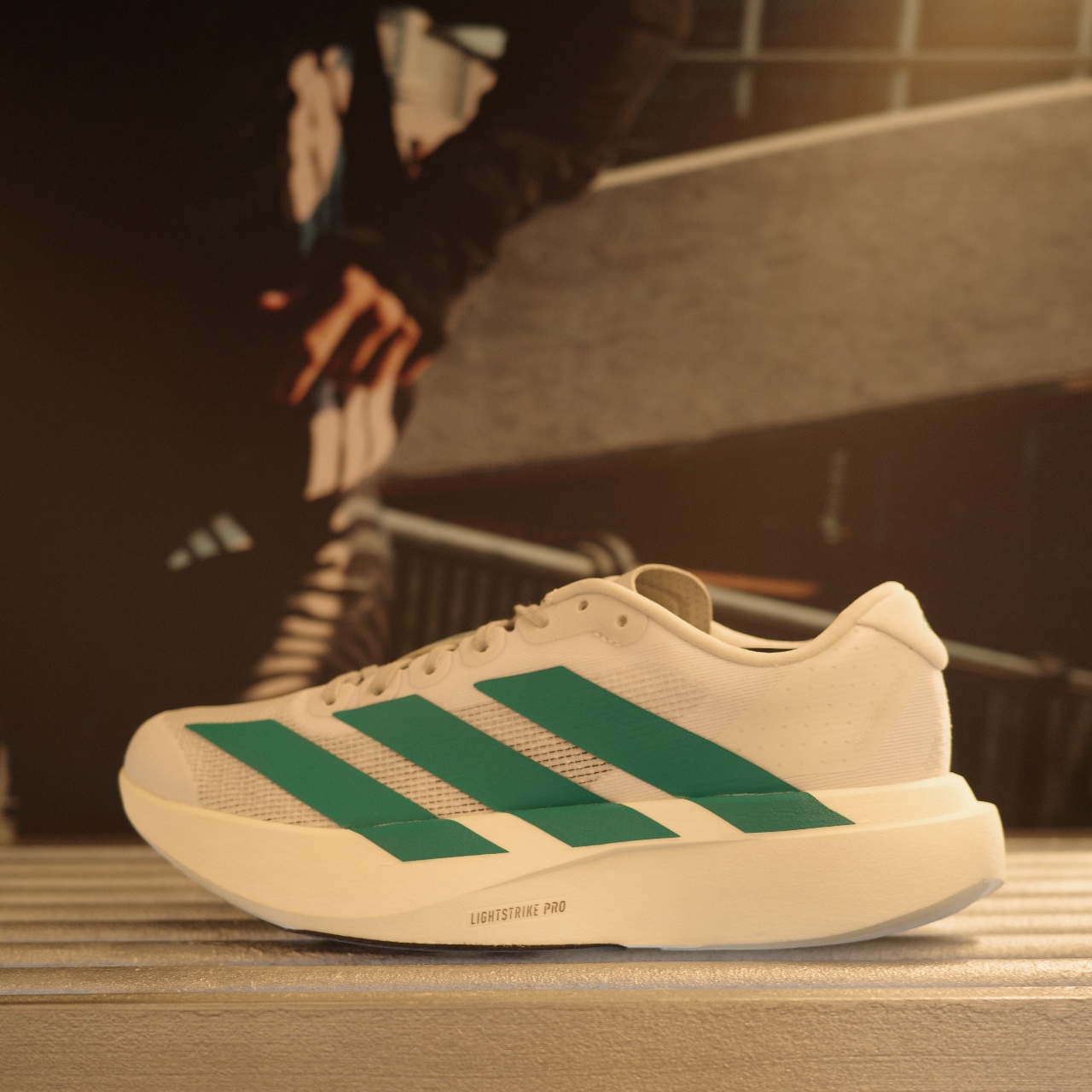 Adidas Adizero EVO SL Cloud White Pure Teal 착용 스타일