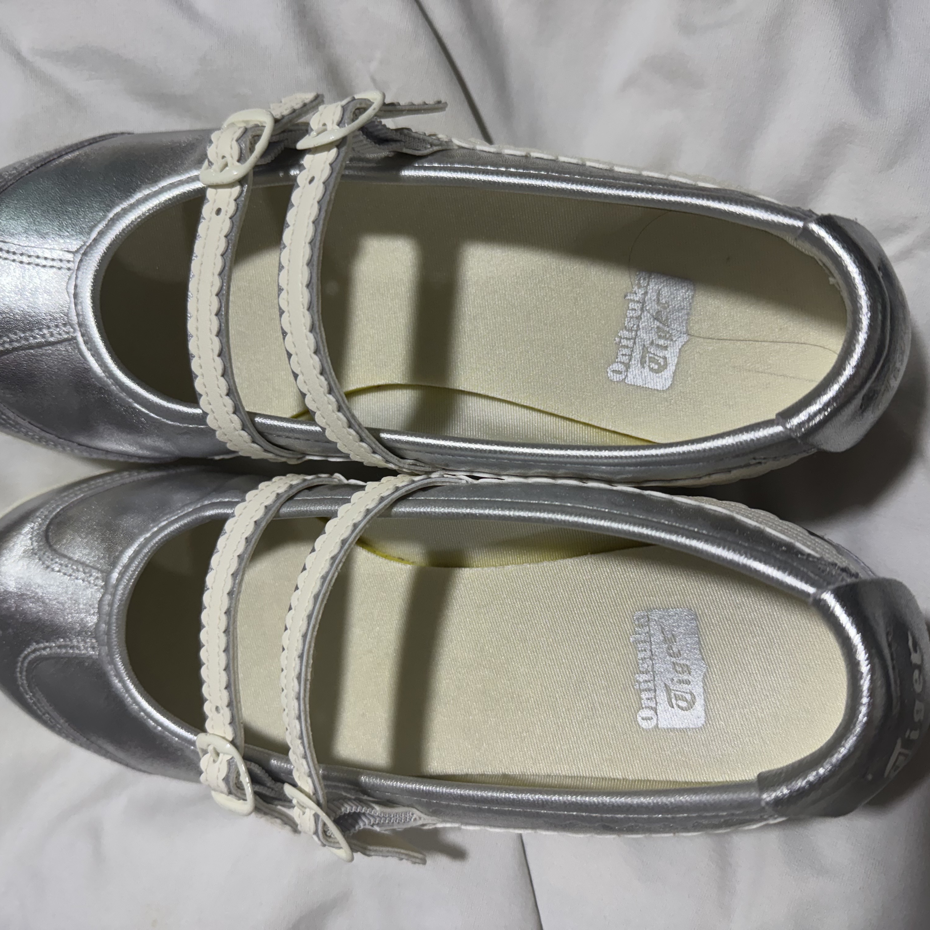 (W) Onitsuka Tiger Mexico 66 TGRS Silver Cream 착용 스타일 - 1