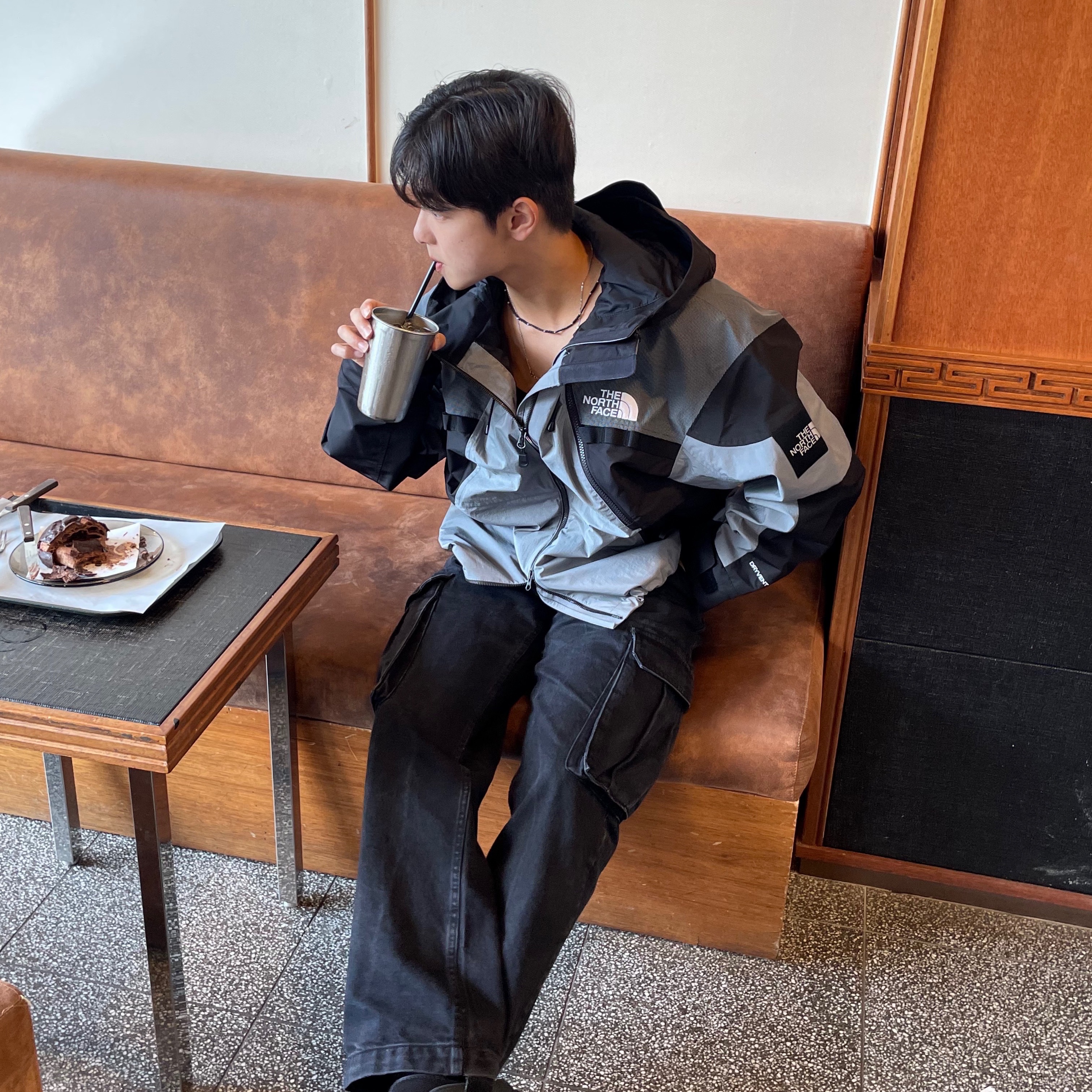 The North Face Line-X Jacket Gray - 25FW 착용 스타일 - 2