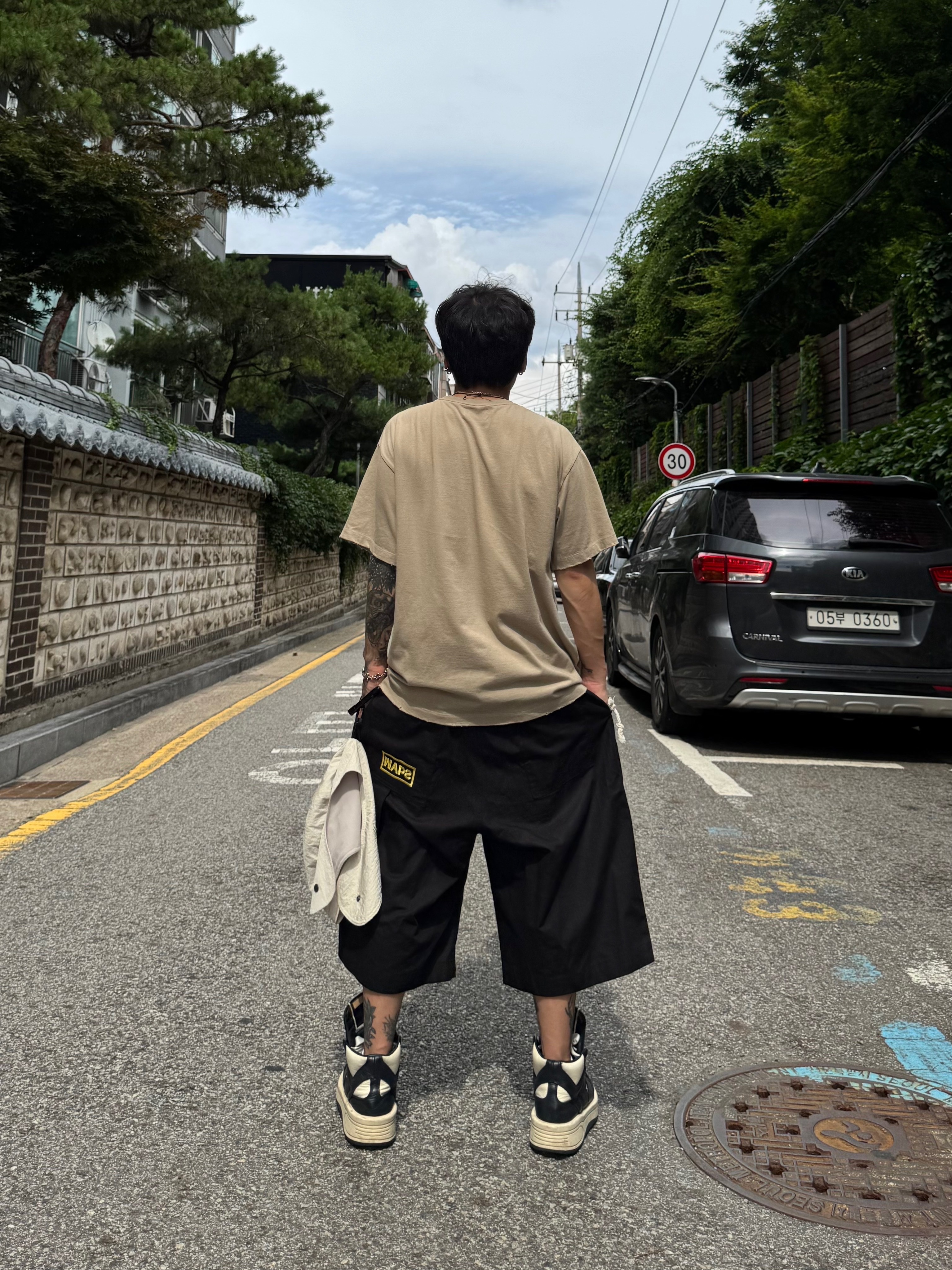Converse x Drkshdw Turbowpn Black Cream 착용 스타일 - 2