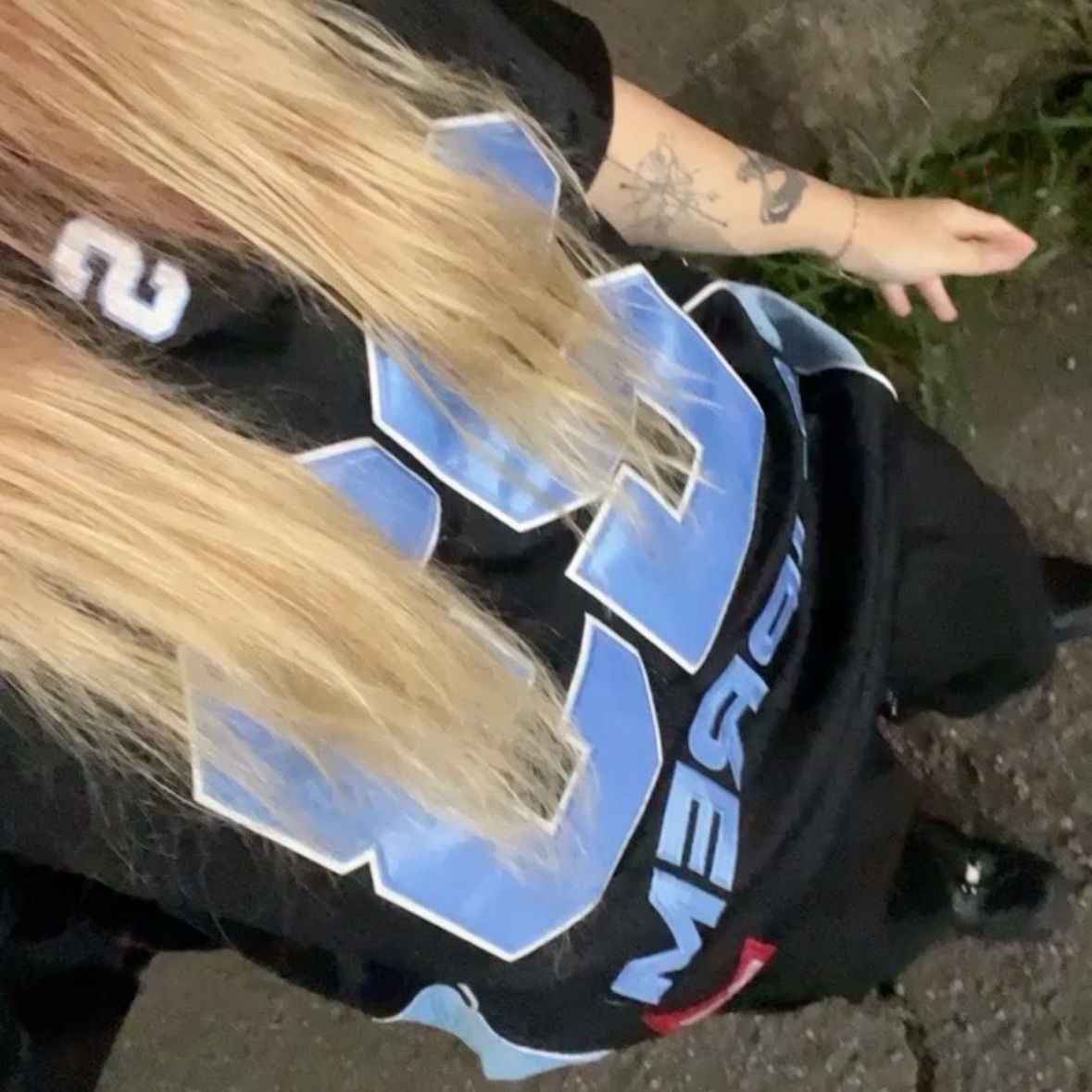 Supreme Perfect Season Football Jersey Black - 23SS 착용 스타일 - 1