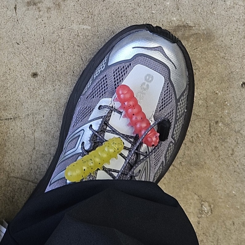 Hoka x Unna Speedgoat 2 Astral Galaxy 착용 스타일 - 5