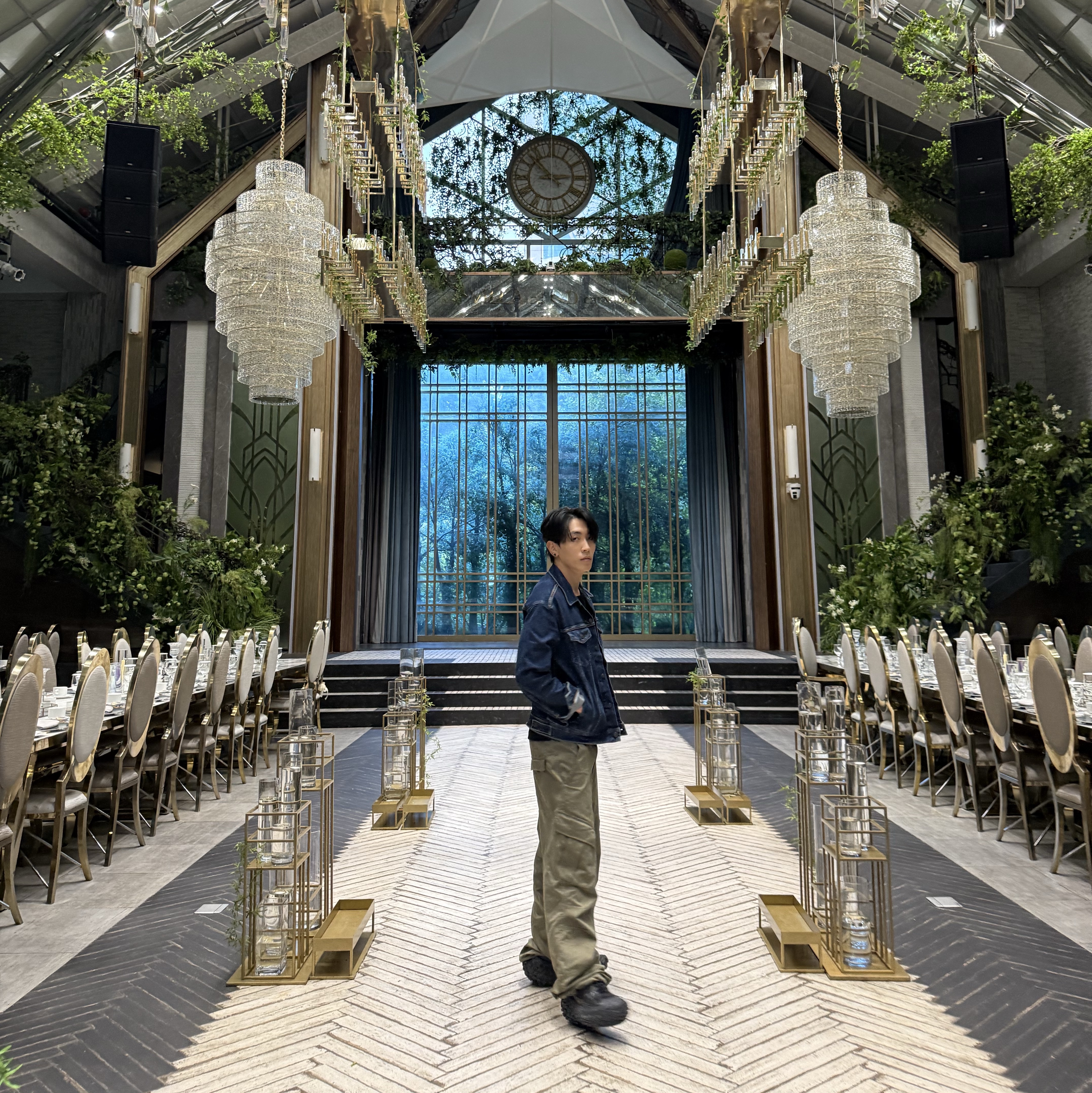 Undermycar Mu.109 Anti Fxxking Logo Play Semi-Wide Cargo Pants Khaki 착용 스타일 - 2