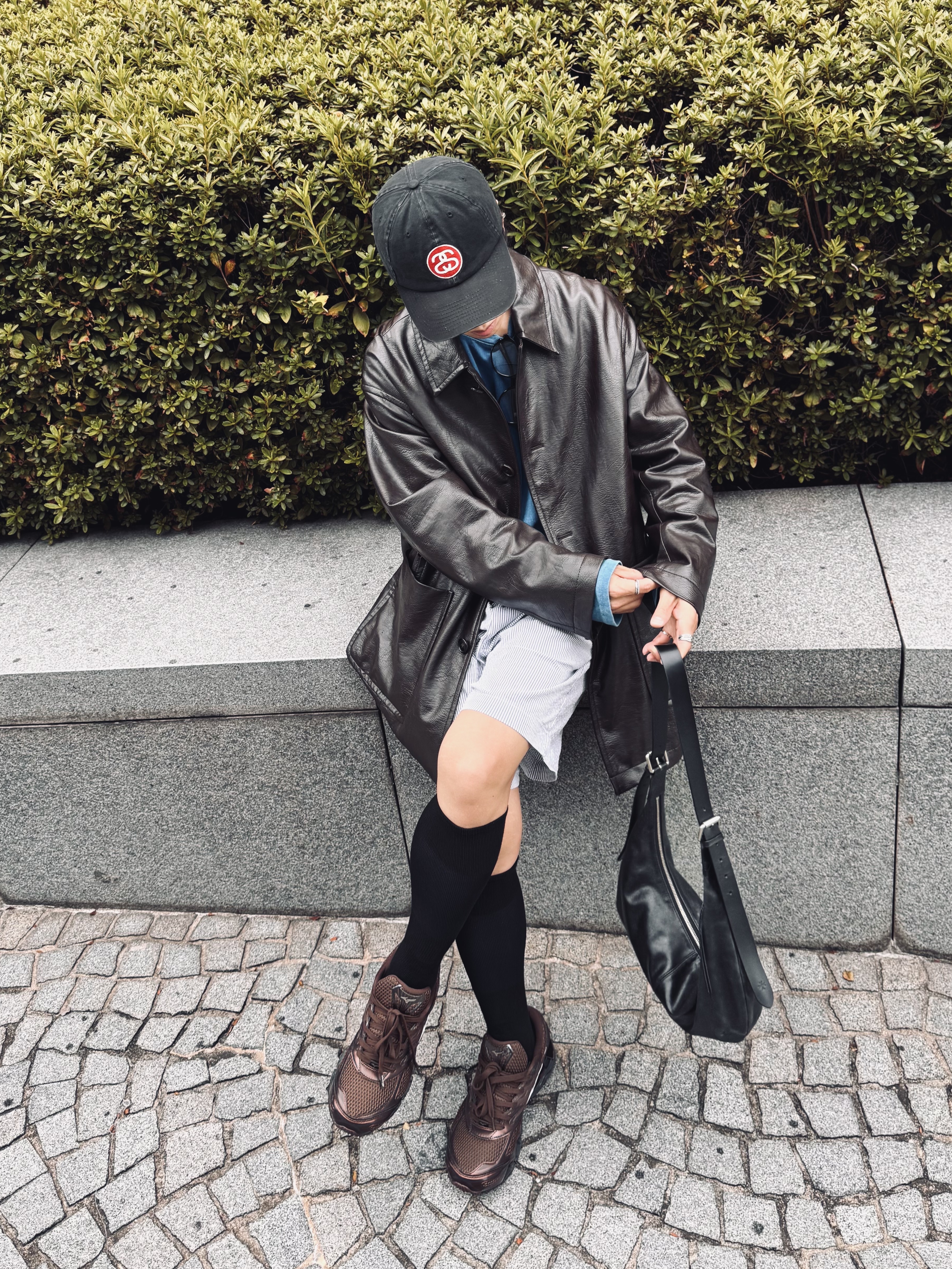 Gentle Monster x Maison Margiela MM113 Black Clear 착용 스타일 - 4