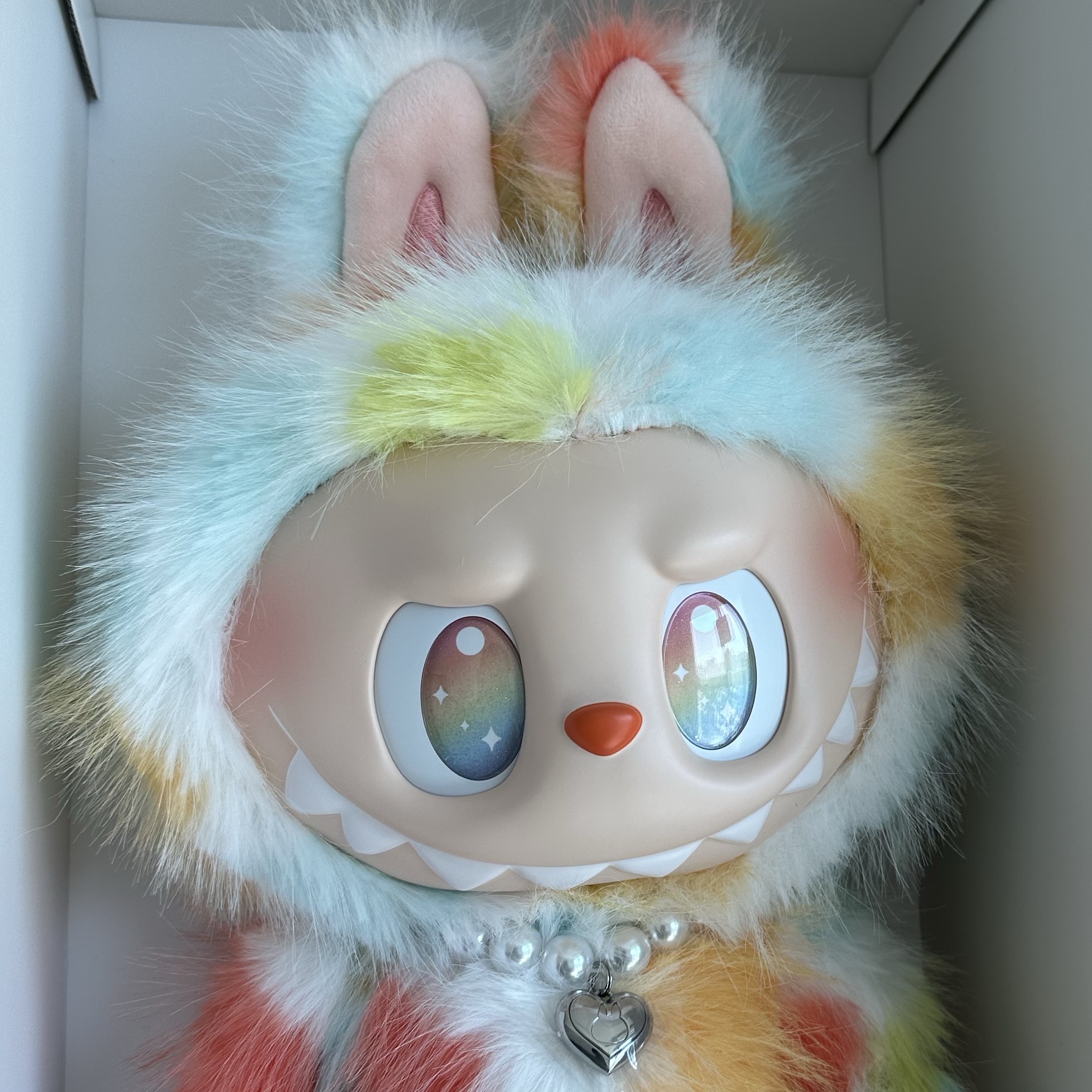 Pop Mart Labubu The Monsters Big Into Energy Series-Rock The Universe Vinyl Plush Doll 착용 스타일 - 1
