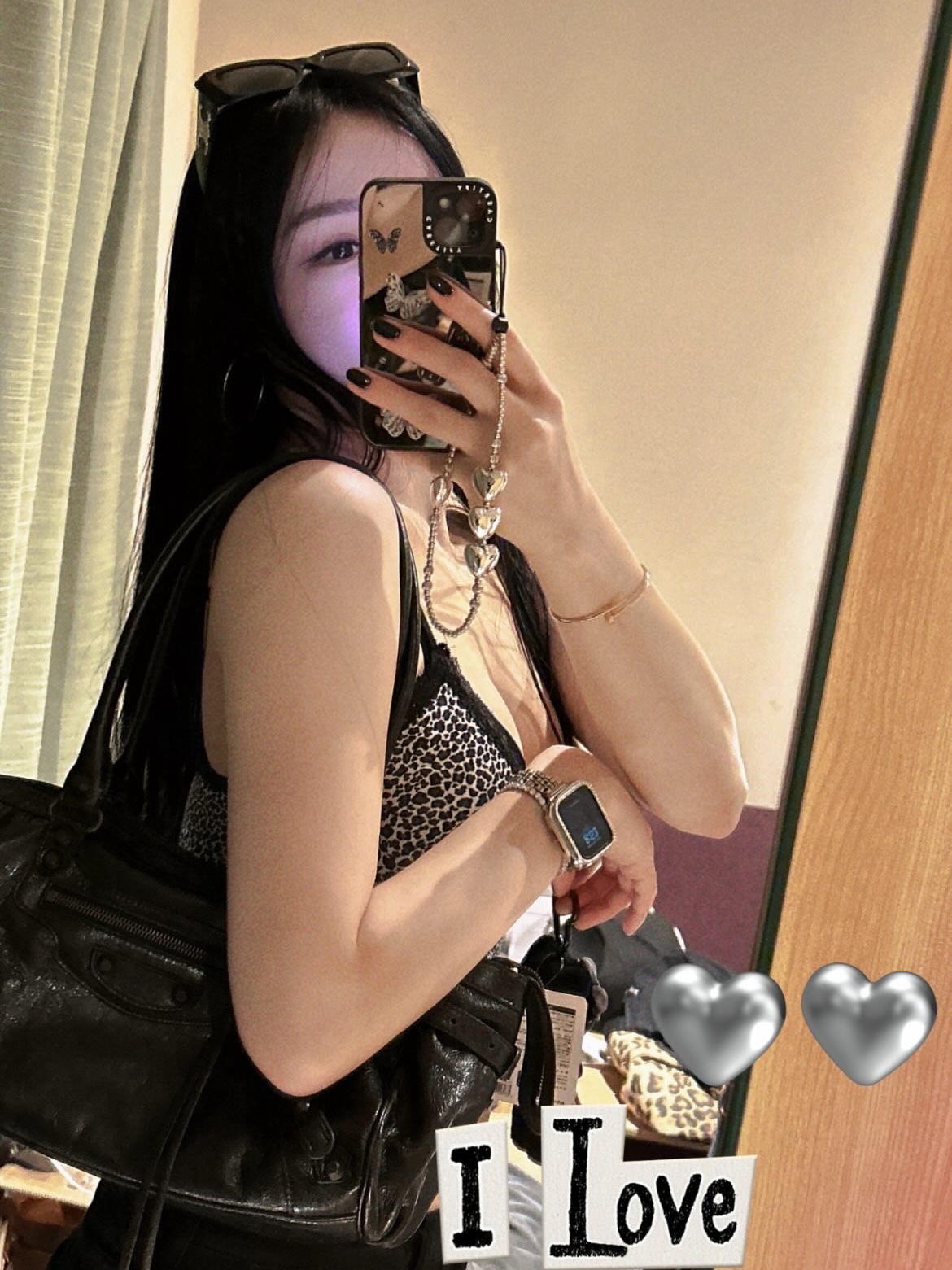 Balenciaga Le City Bag East-West Black, Sanrio Hello Kitty Black Angel Collection Style Up Mascot Angel Black 착용 스타일 - 4