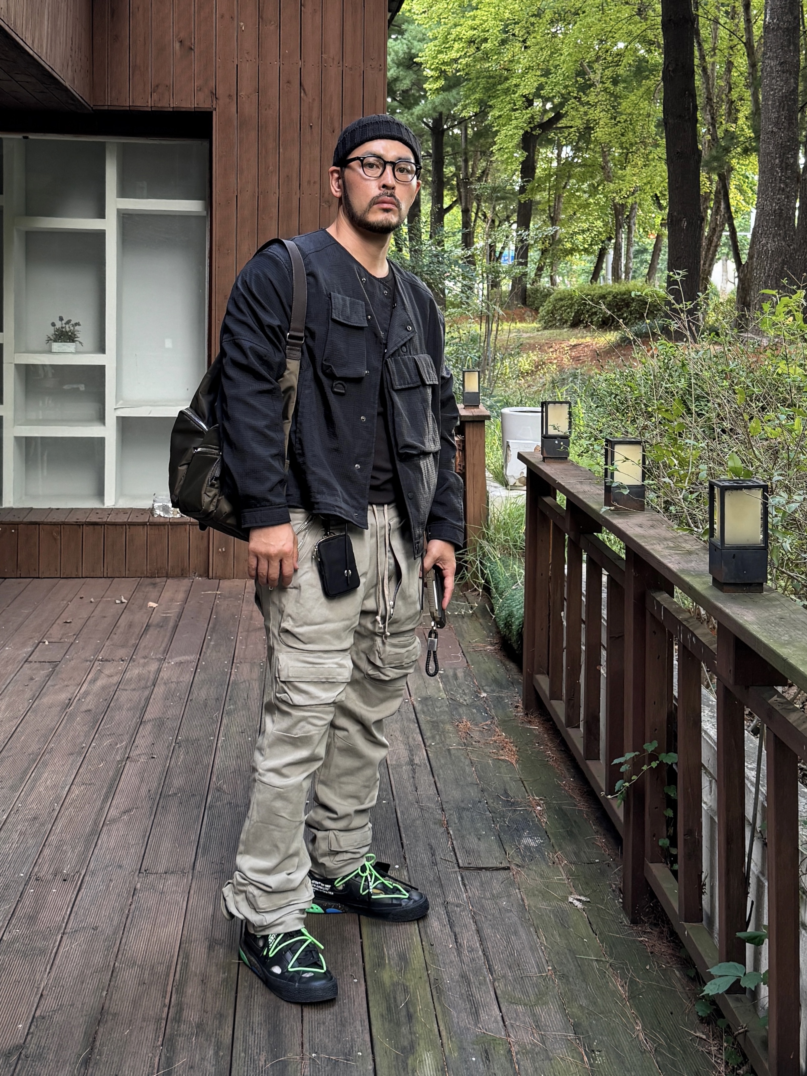 Grailz Flight Pocket Pants Ash Olive, Nike x Off-White Blazer Low '77 Black and Electro Green 착용 스타일 - 1
