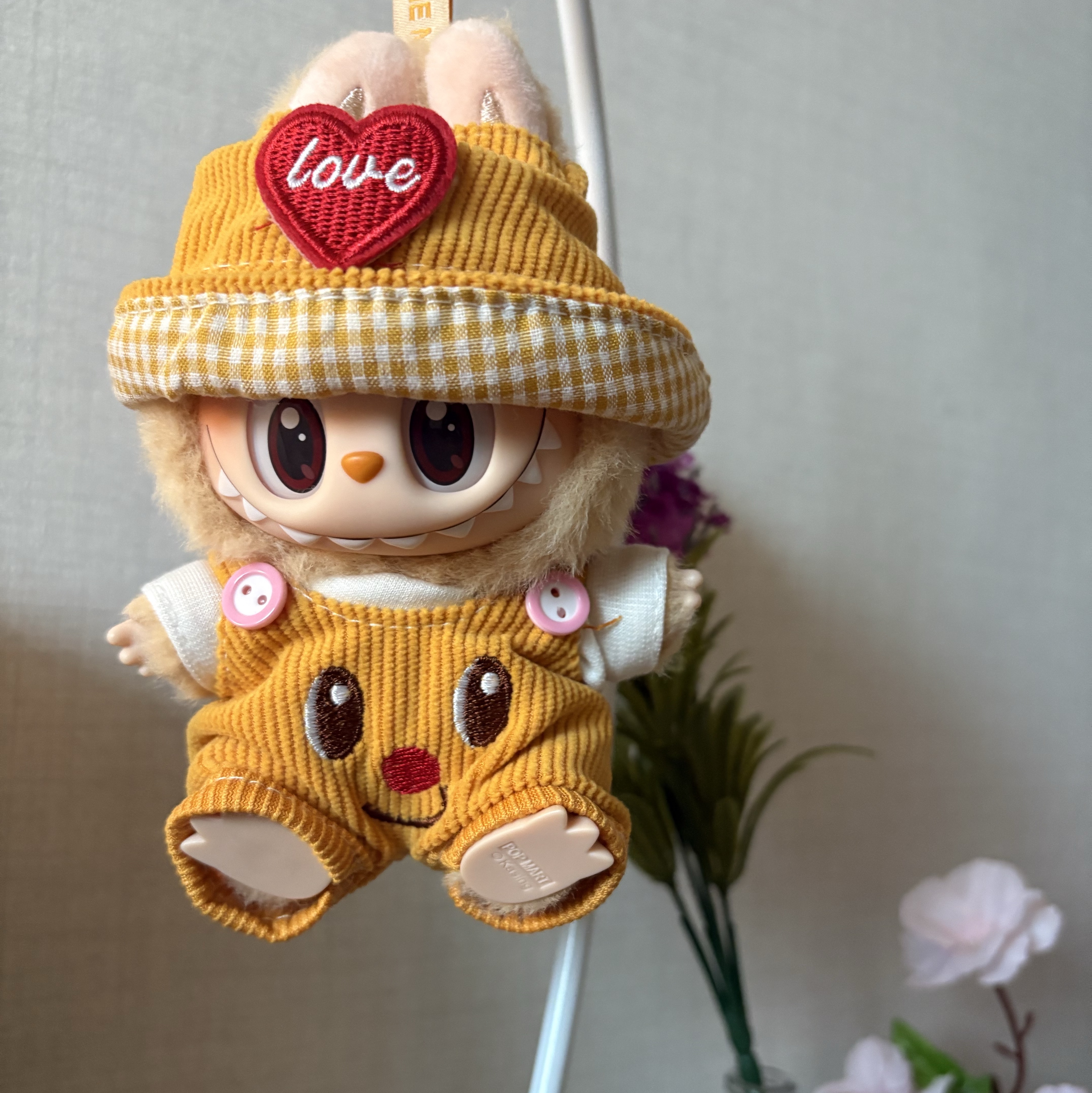 Pop Mart Labubu Let's Play Together Doll Series Baba Keyring (Opened Case) 착용 스타일 - 1