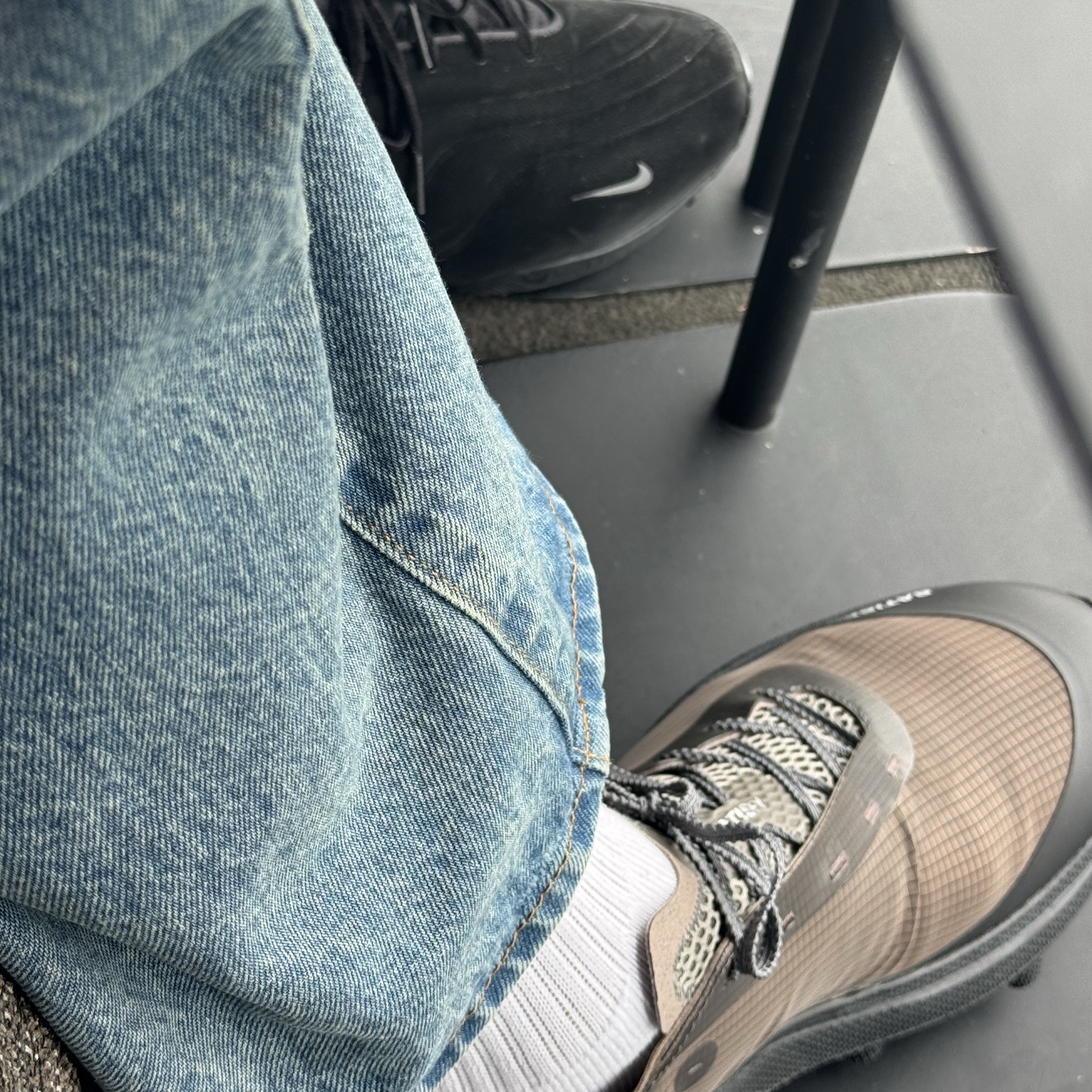 Satisfy The Rocker Falcon (Special Edition), Stussy Denim Classic Jean Washed Blue 착용 스타일 - 2