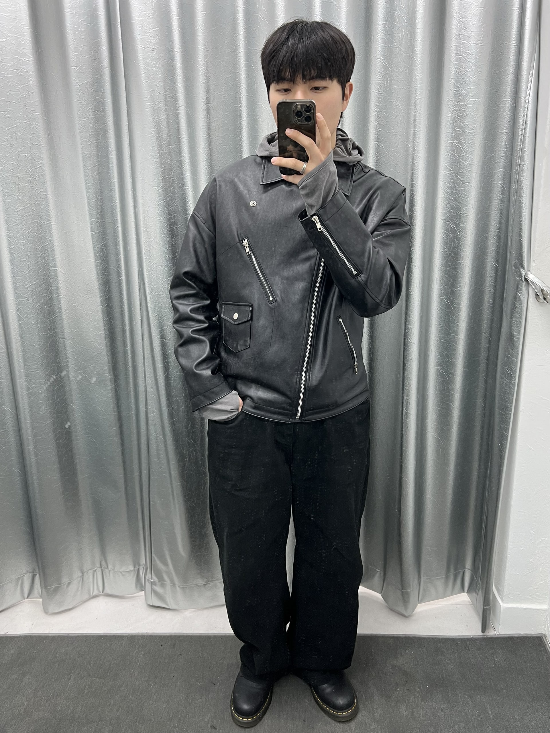 Dr. Martens 1461 Nappa Black, Millo Archive Reflect Curved Pants Black 착용 스타일 - 2