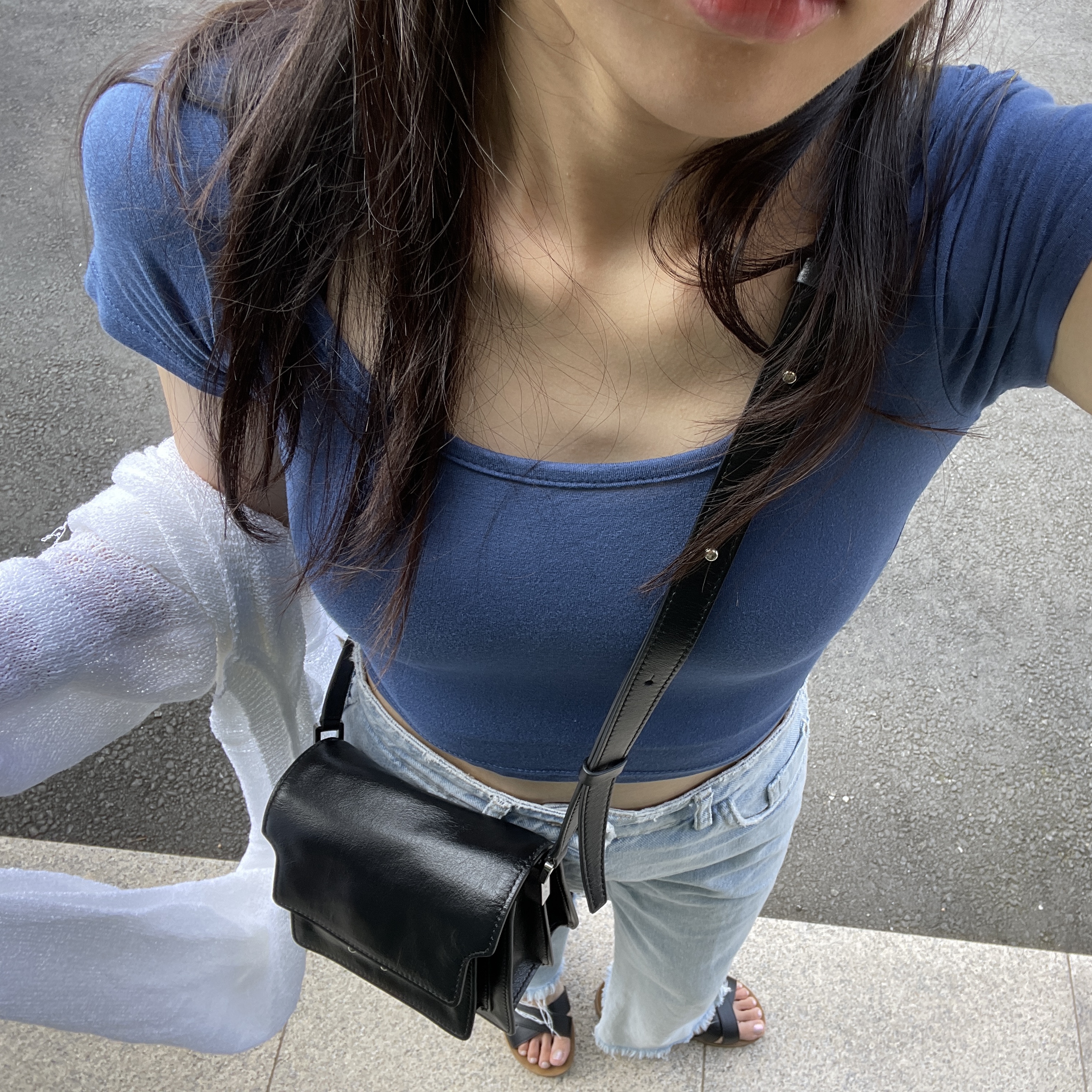 Marni Calfskin Trunk Soft Mini Bag Black 착용 스타일
