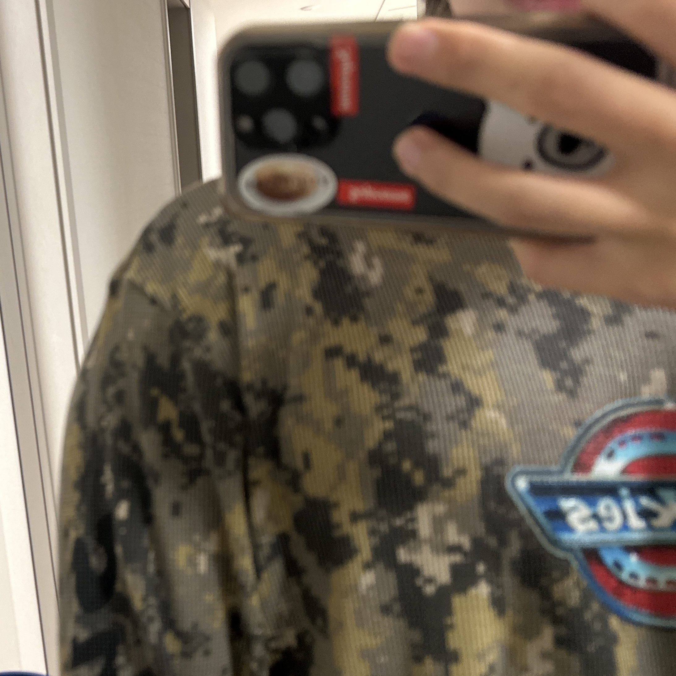 Supreme x Dickies Thermal Digi Camo - 25FW 착용 스타일 - 3