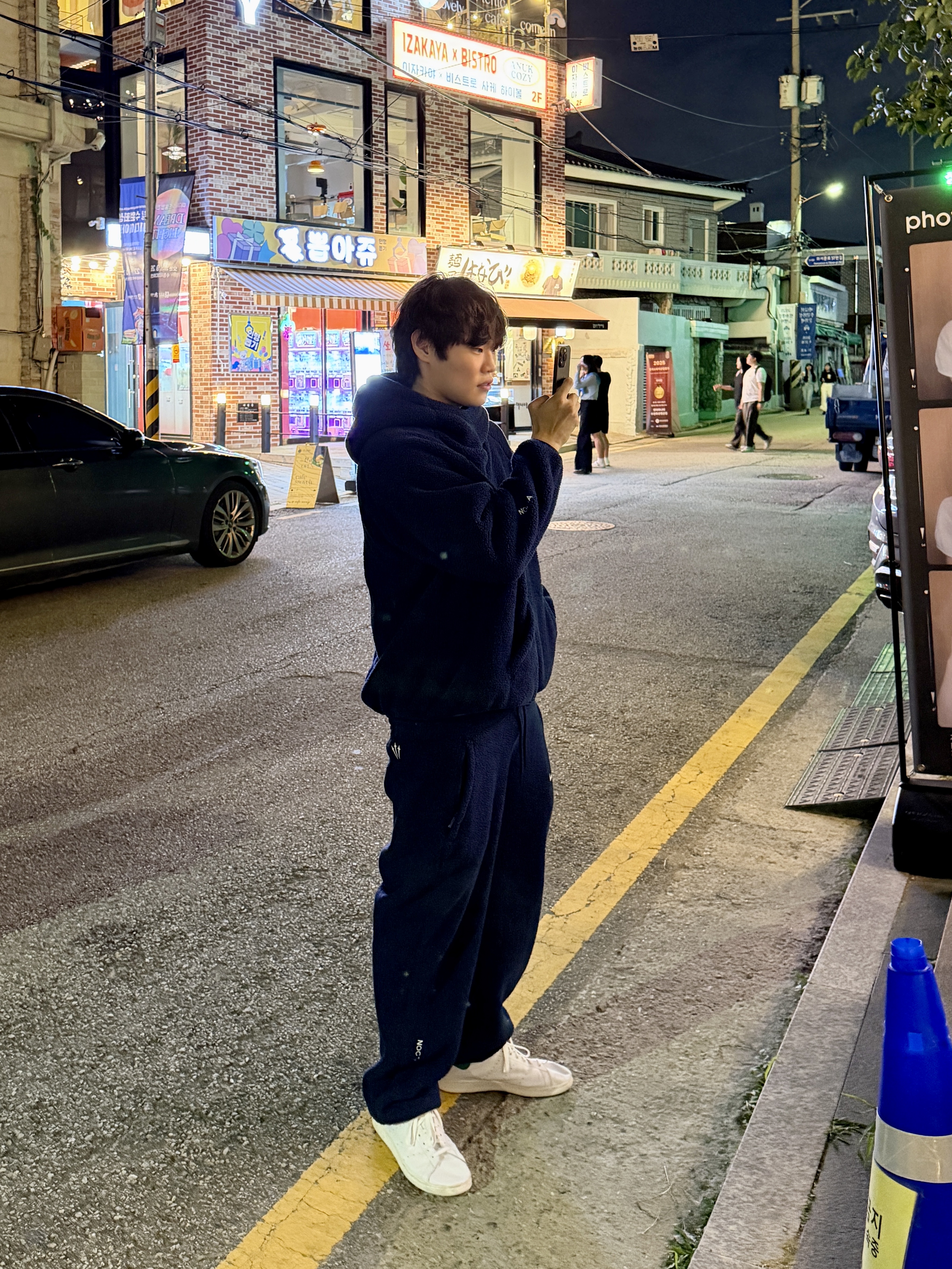 Nike x Drake Nocta Cardinal Stock Essential Hoodie Navy - Asia, Nike x Drake Nocta Cardinal Stock Essential Fleece Pants Navy - Asia 착용 스타일 - 5