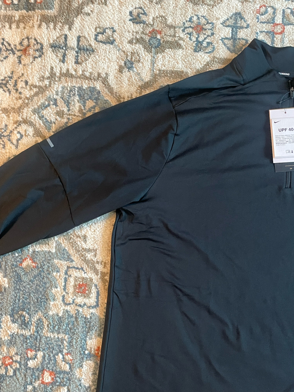 Nike Dri-Fit Element Quarter Zip Running Top Black 착용 스타일 - 5