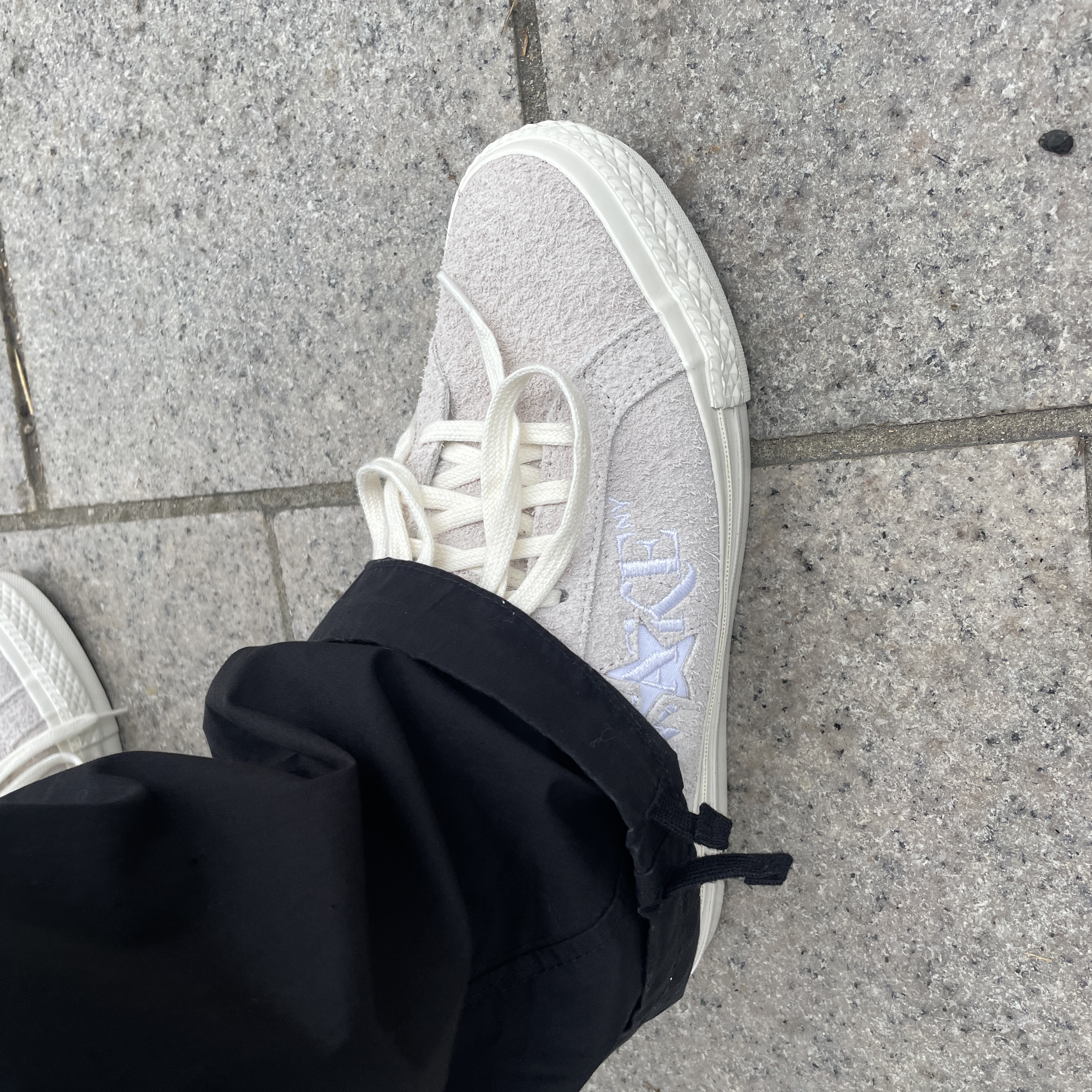 Converse x Awake NY One Star Pro Ox White Sand 착용 스타일