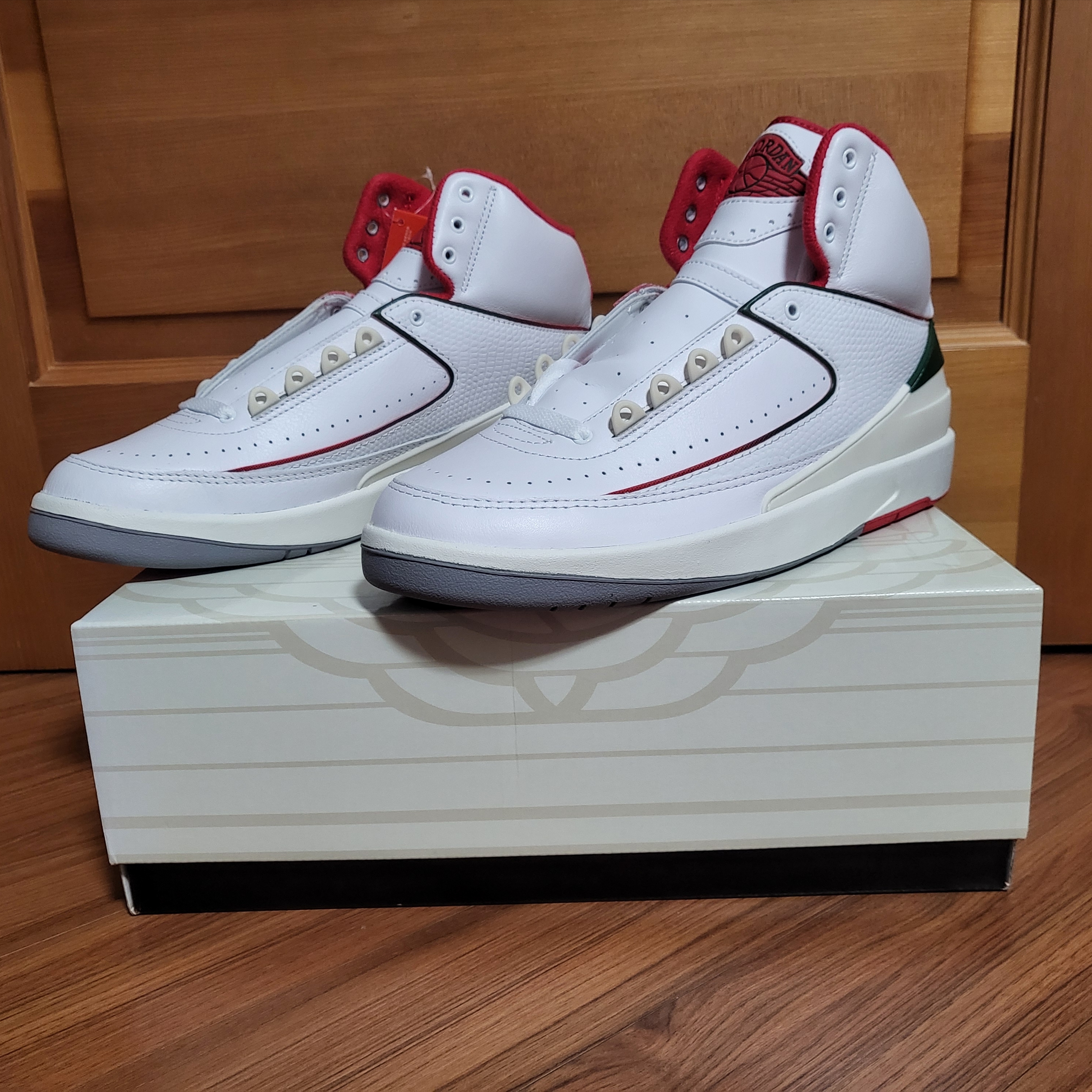 Jordan 2 Retro Origins 착용 스타일