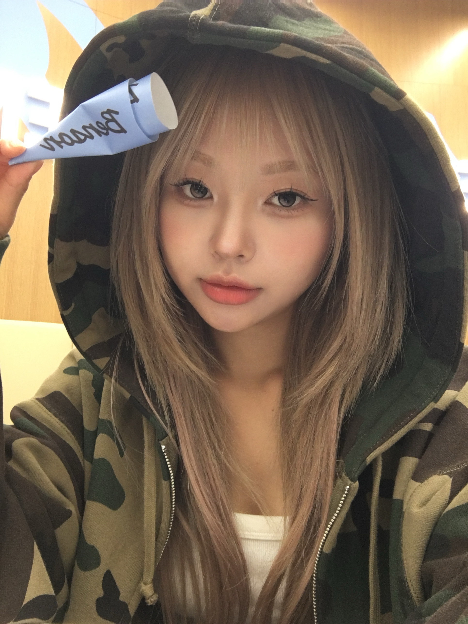 Supreme Big Logo Zip Up Hooded Sweatshirt Woodland Camo - 25SS 착용 스타일 - 3